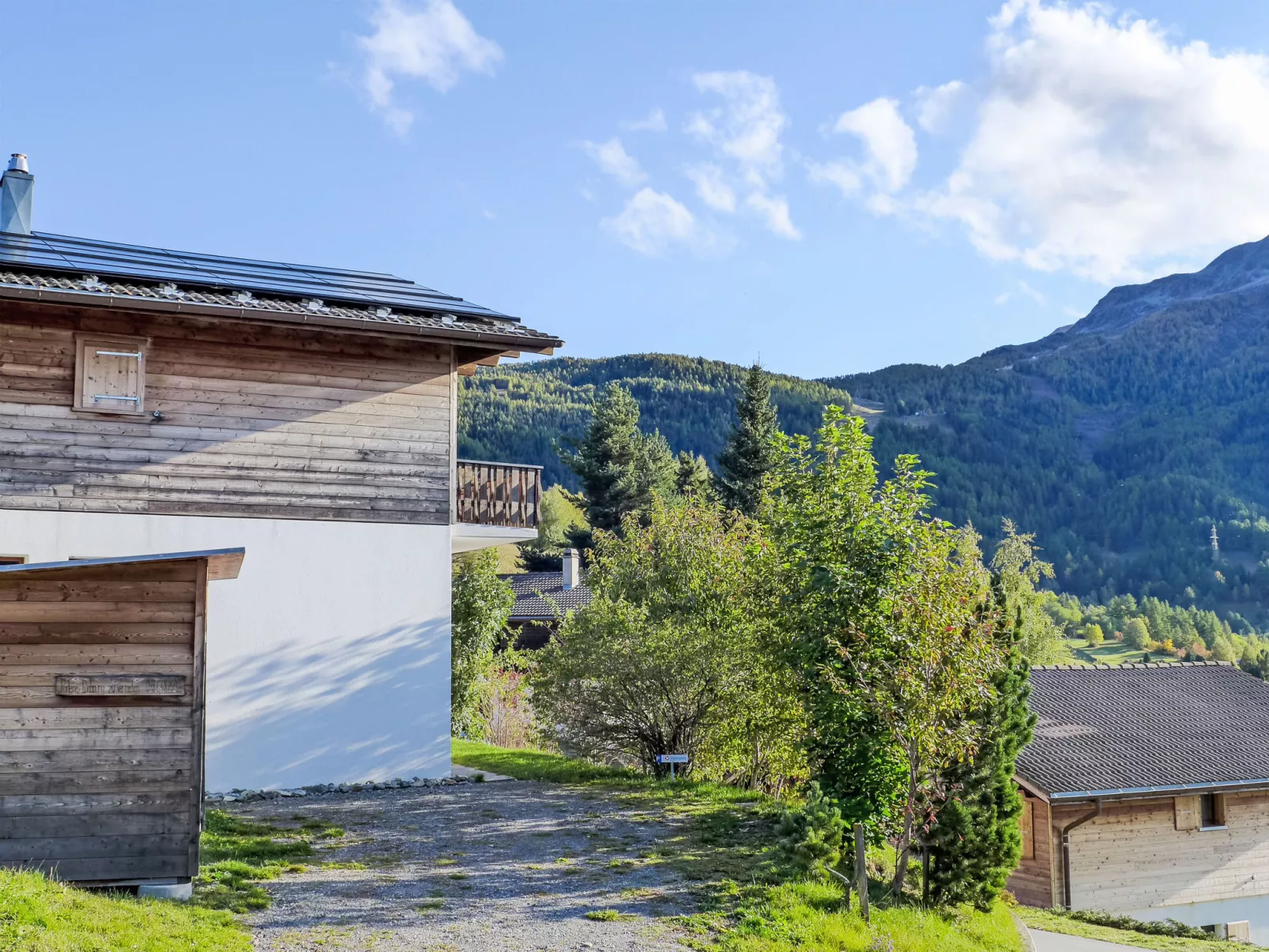Chalet Gredetsch 4B-Draußen