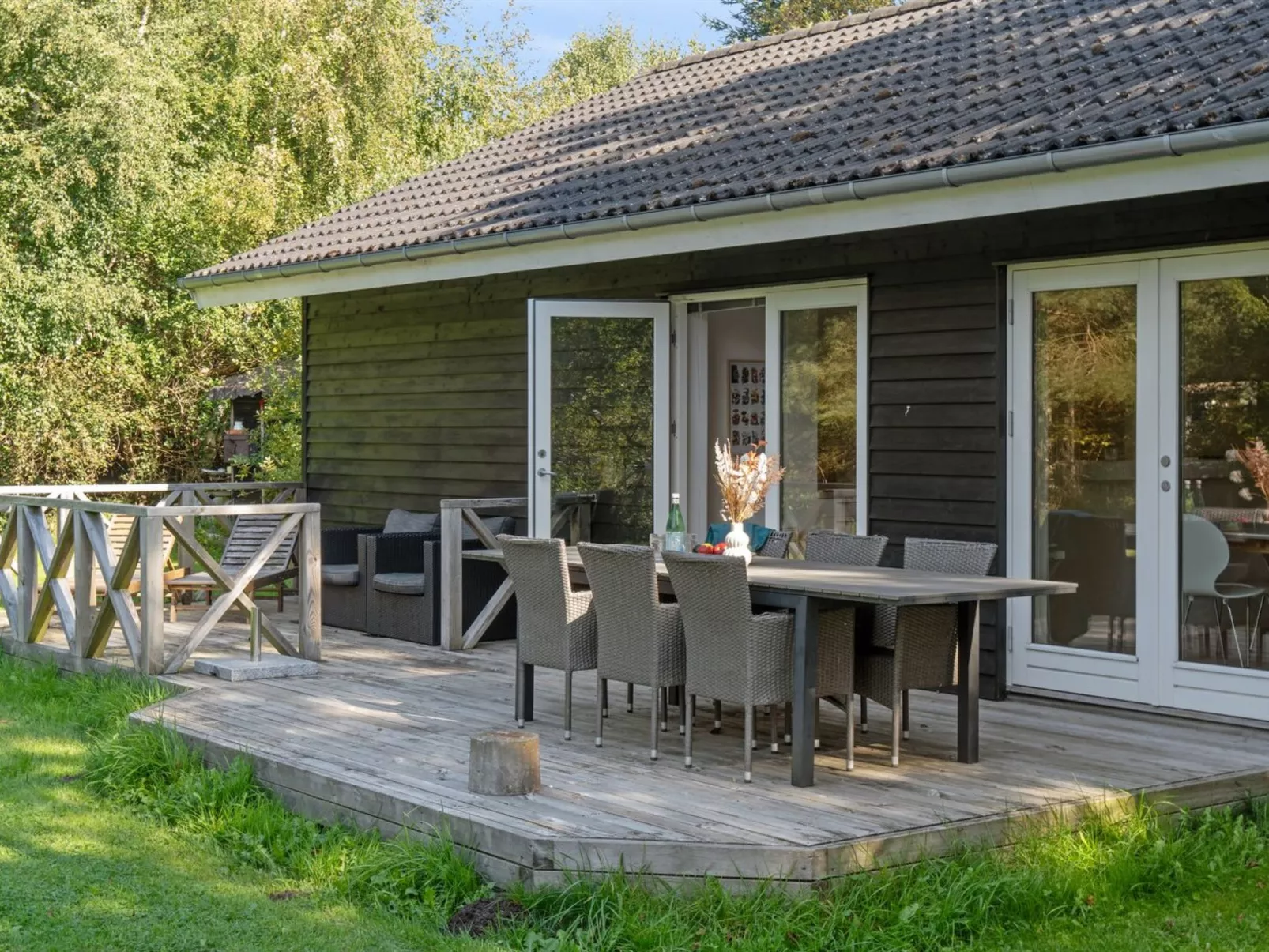 "Pietari" - 1.2km from the sea-Draußen