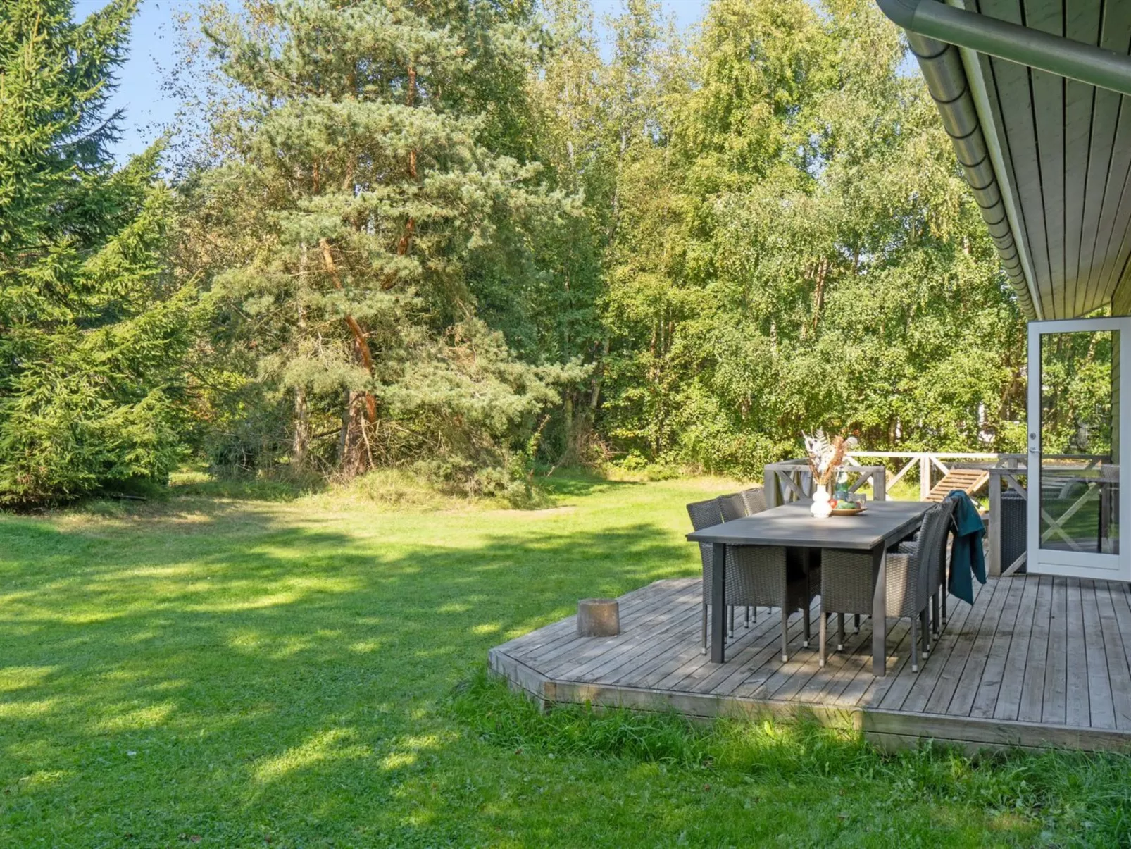 "Pietari" - 1.2km from the sea-Draußen