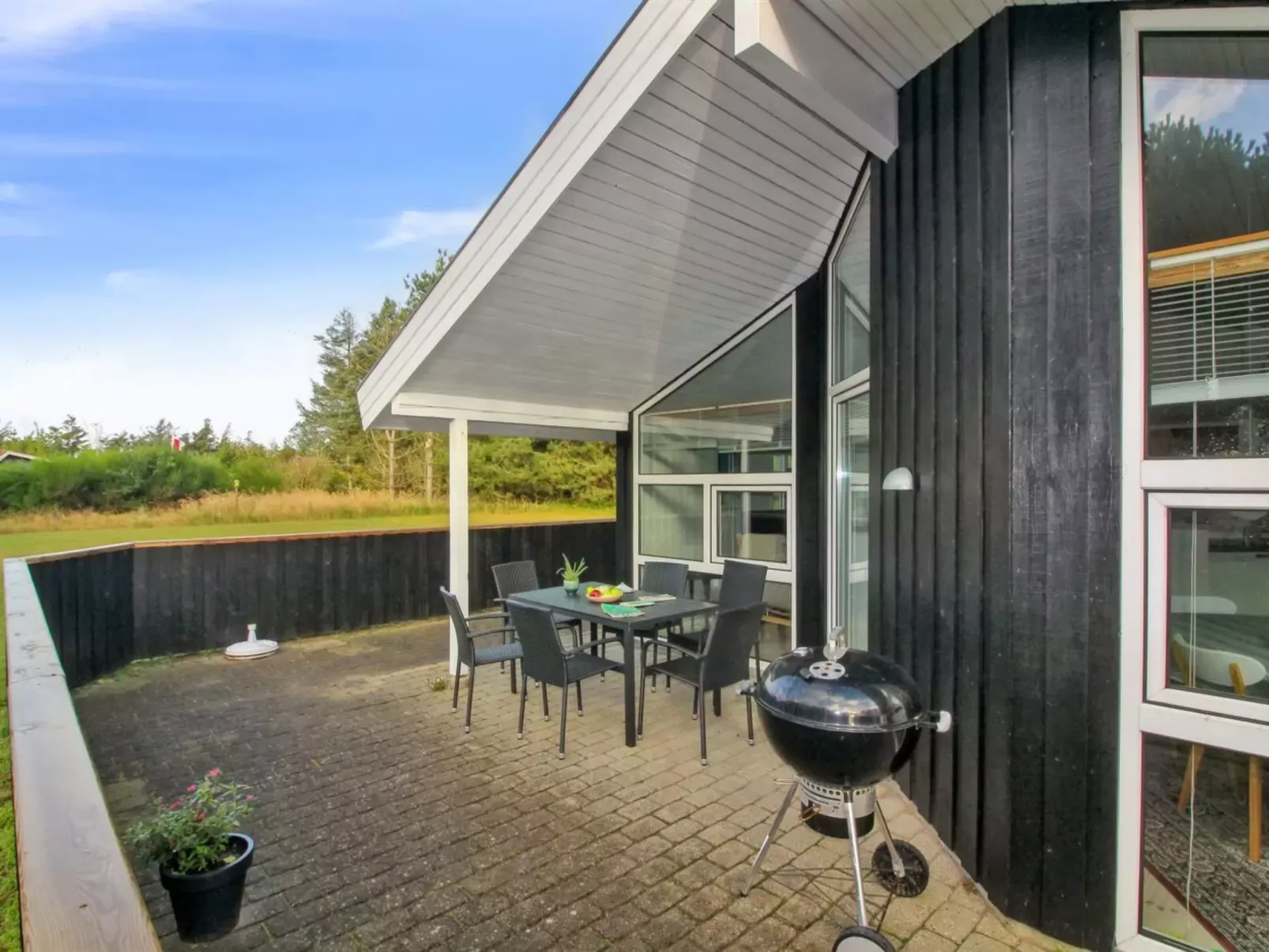 "Nahele" - 500m from the sea-Outside