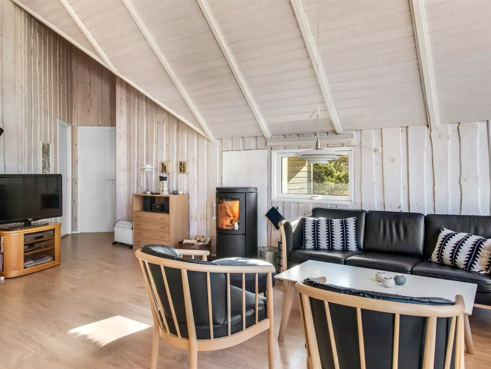 "Almina" - 1km from the sea-Inside