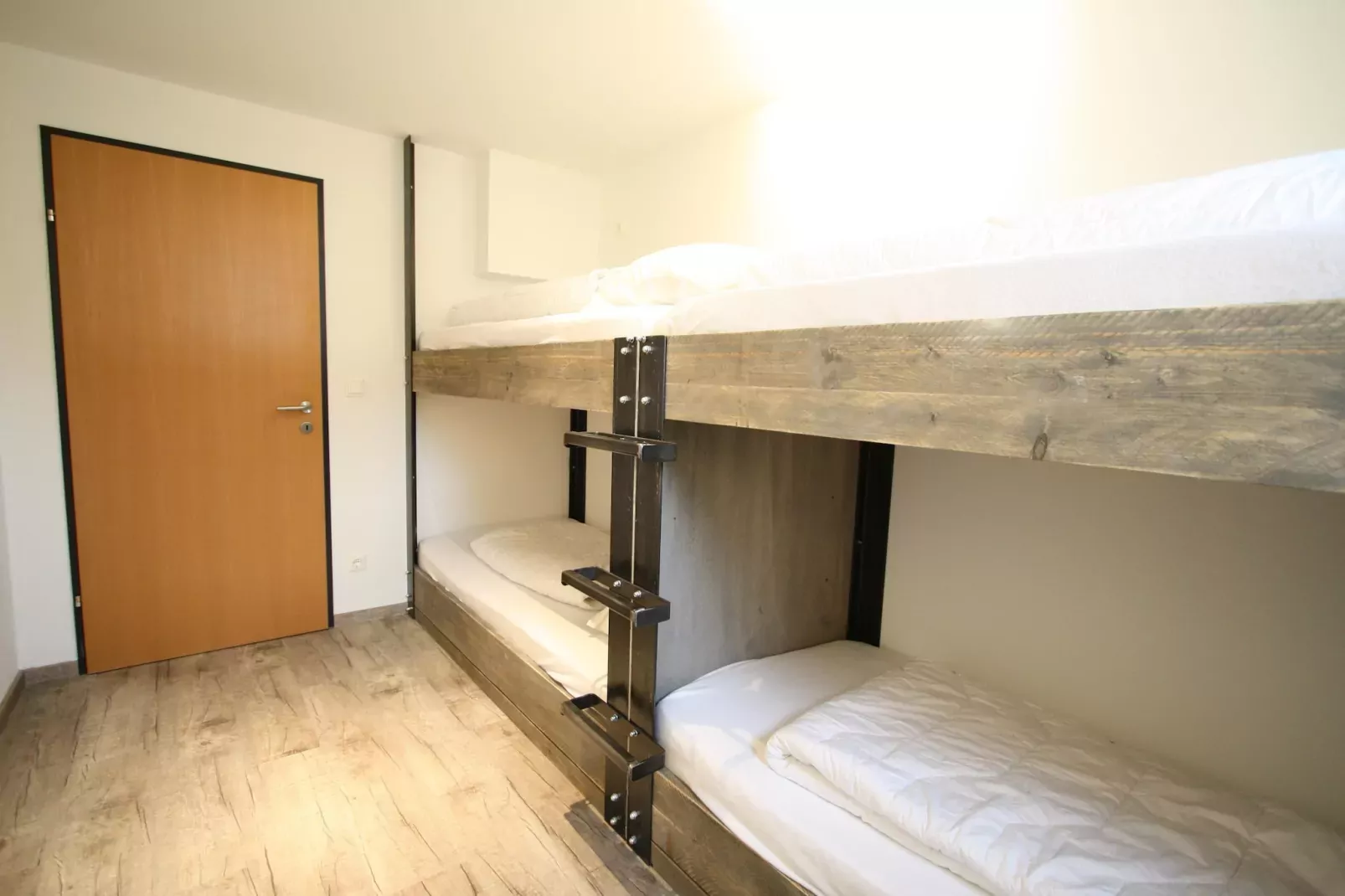Apartment Aineckblick 15-Bedroom