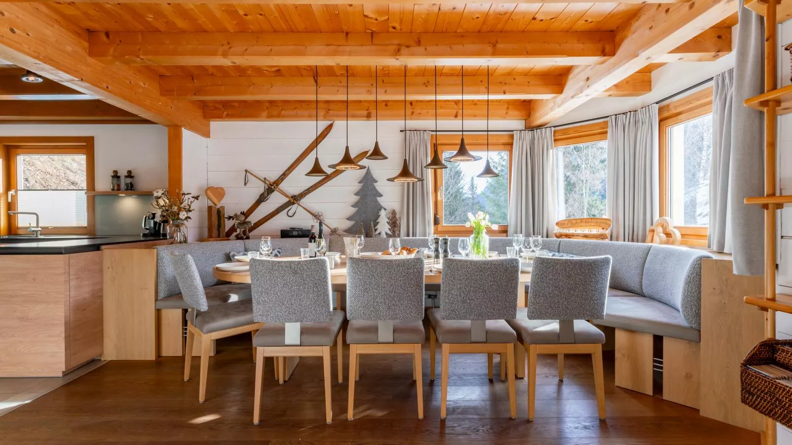 Chalet Huski Viehhofen-Dining room