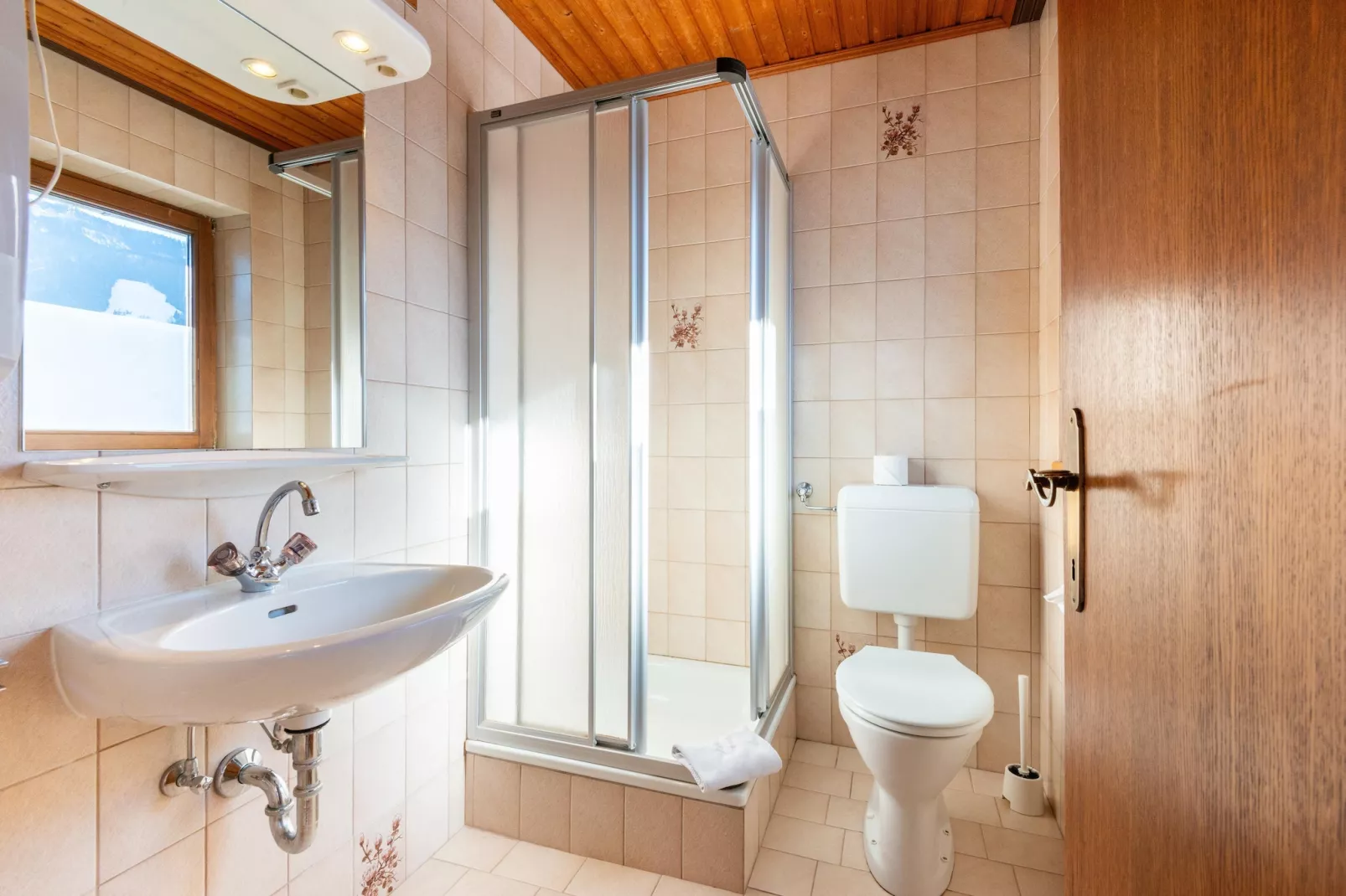 Haus Pichl-Bathroom