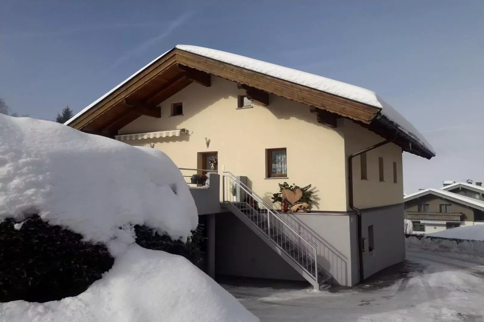 Hofer-Exterior winter