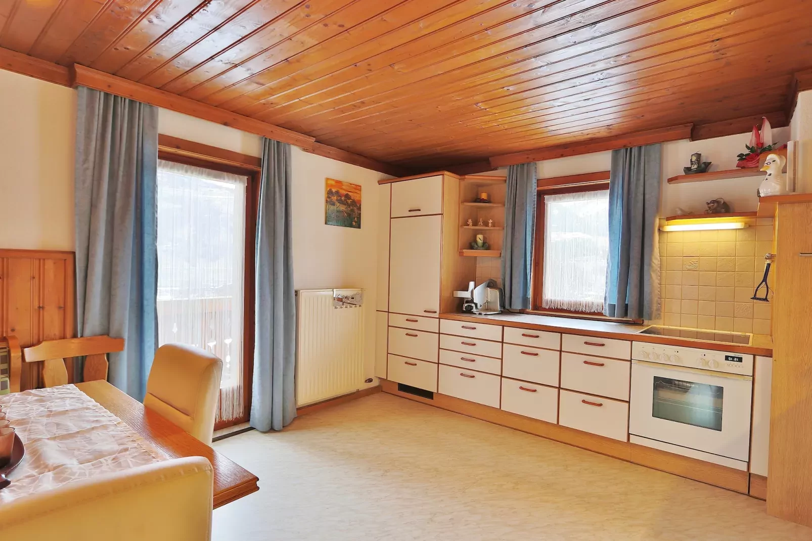 Hofer-Kitchen