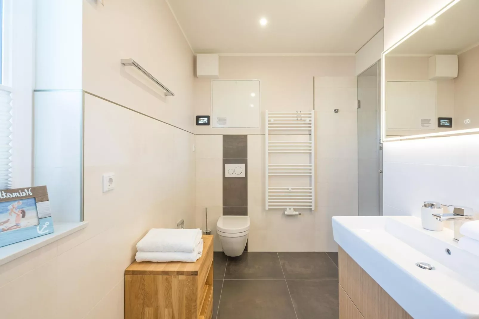 SeeZeichen auf Nordstrand 3 Personen-Bathroom