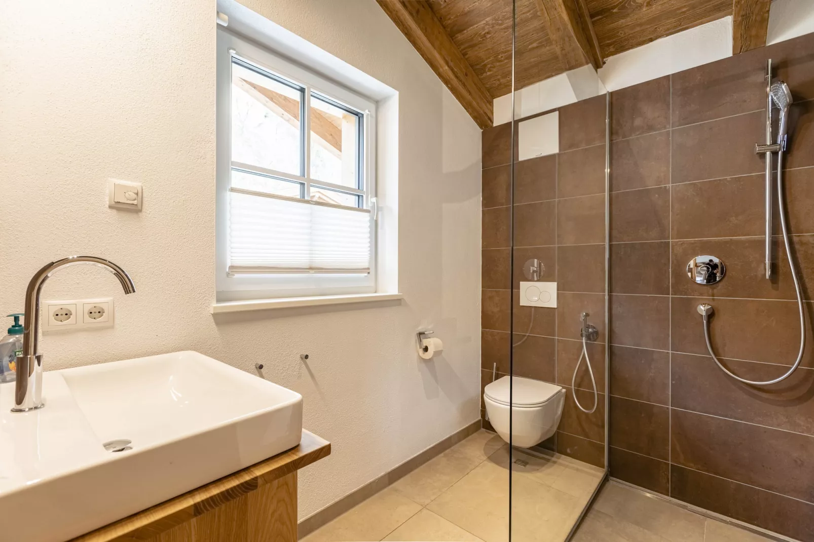 Tauernlodges Uttendorf 2A-Bathroom