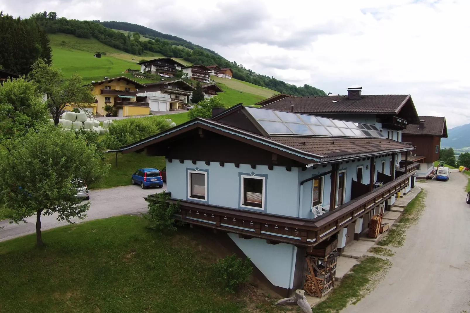 Oberkranzhof-Exterior summer