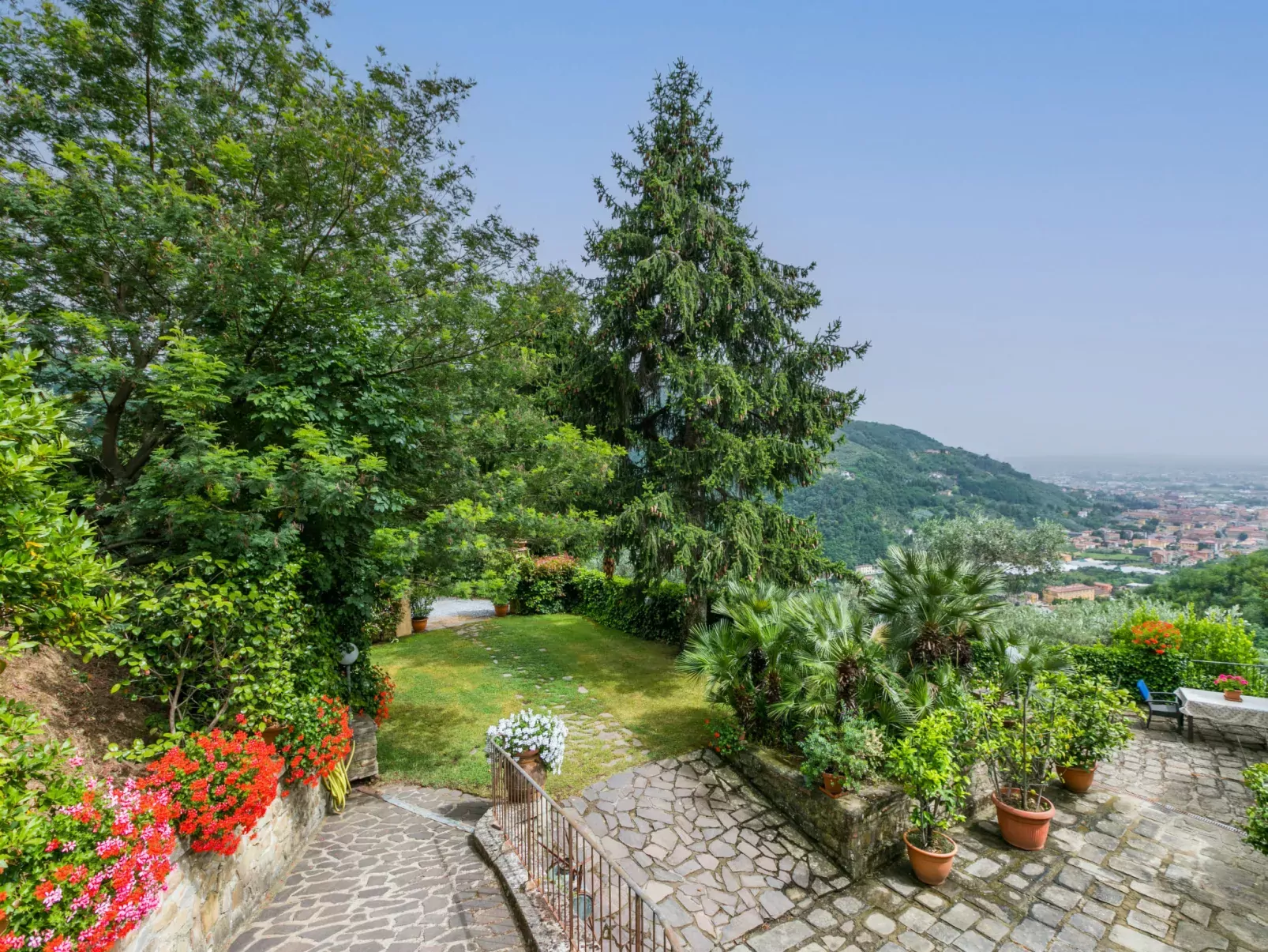 Santa Margherita-Dehors