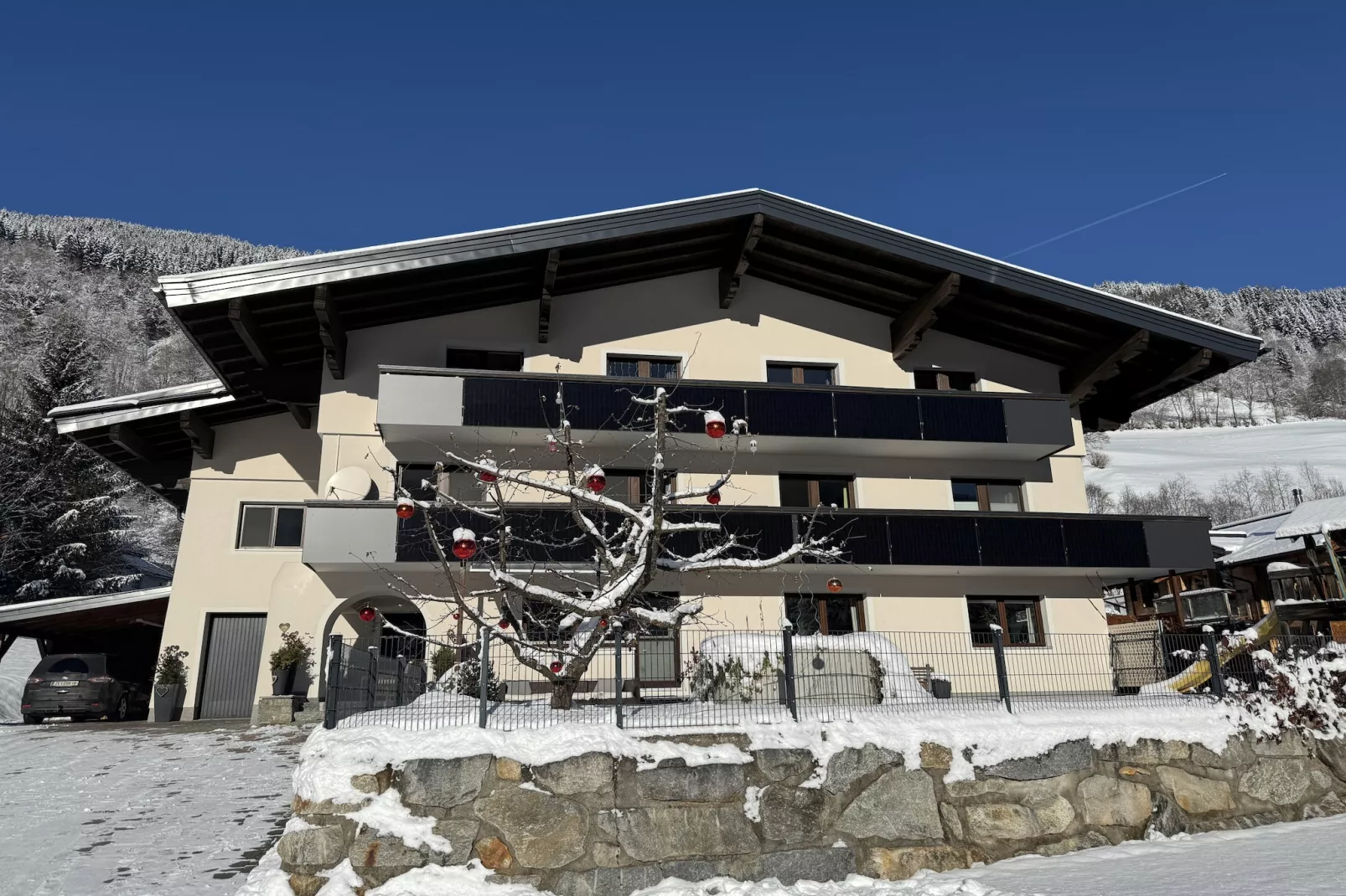 Dorfblick Bramberg-Exterior winter