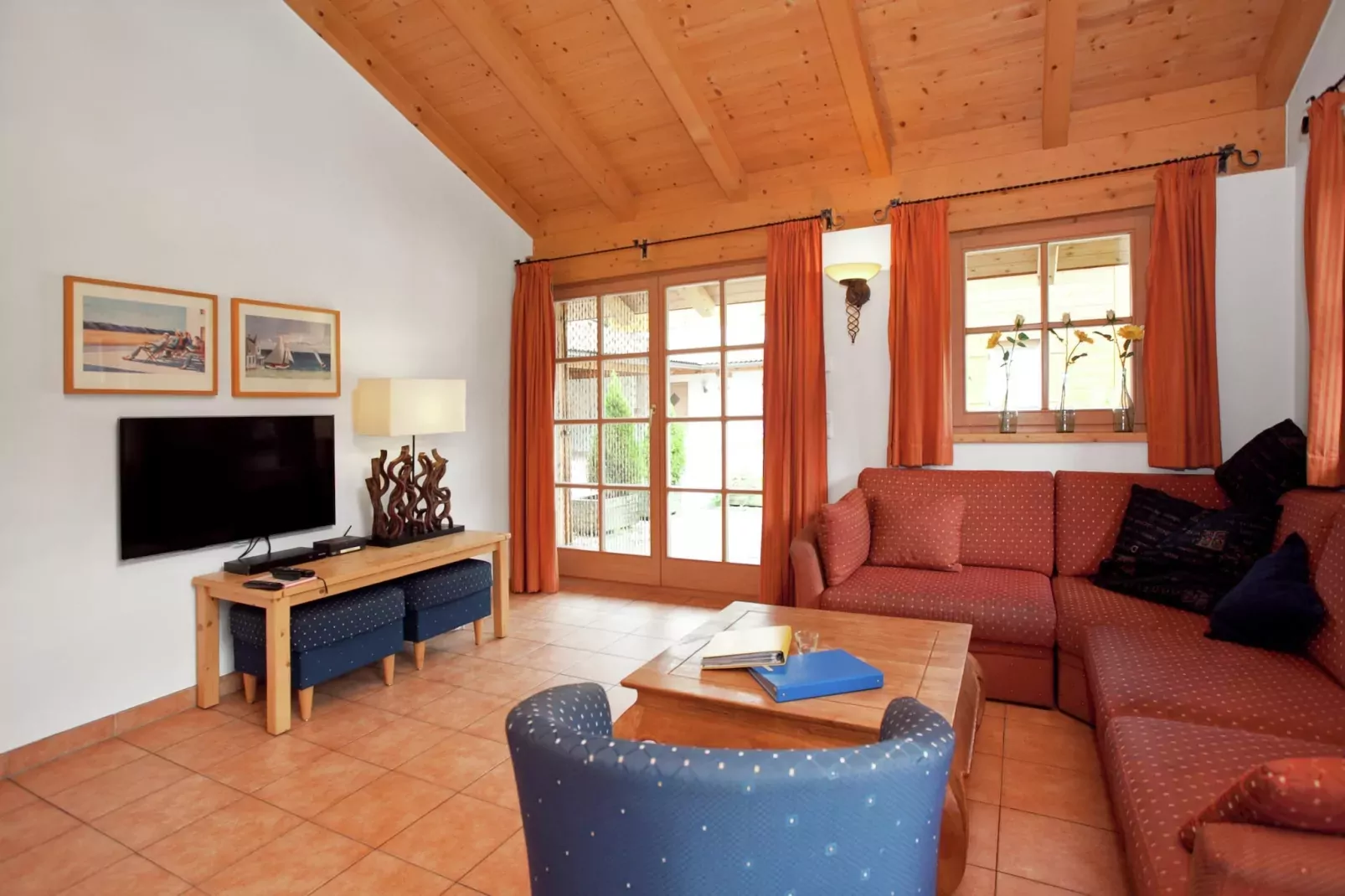 Chalets im Wald-Wohnzimmer