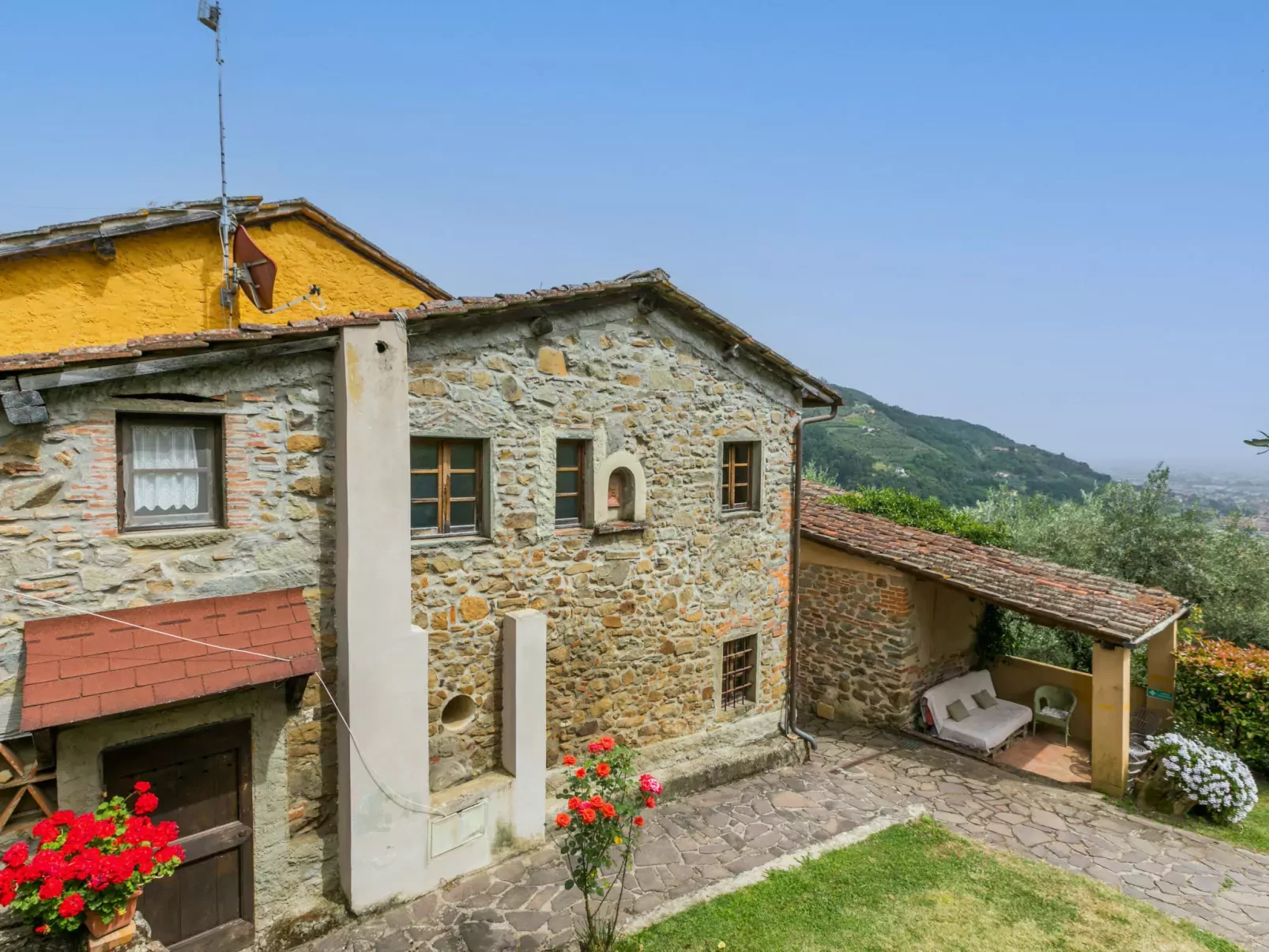 Santa Margherita-Dehors