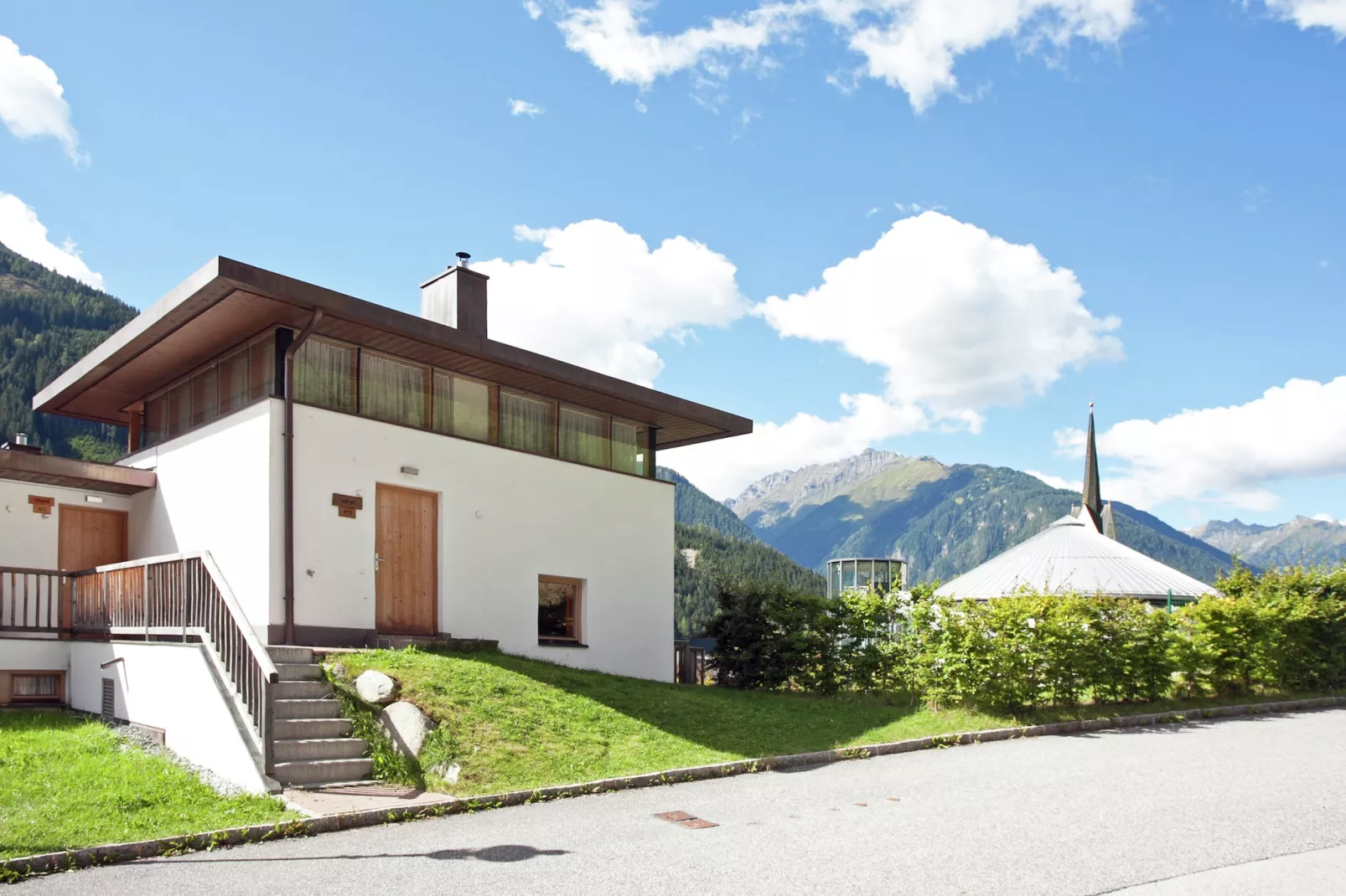 Maisonette am Bad-Exterior summer