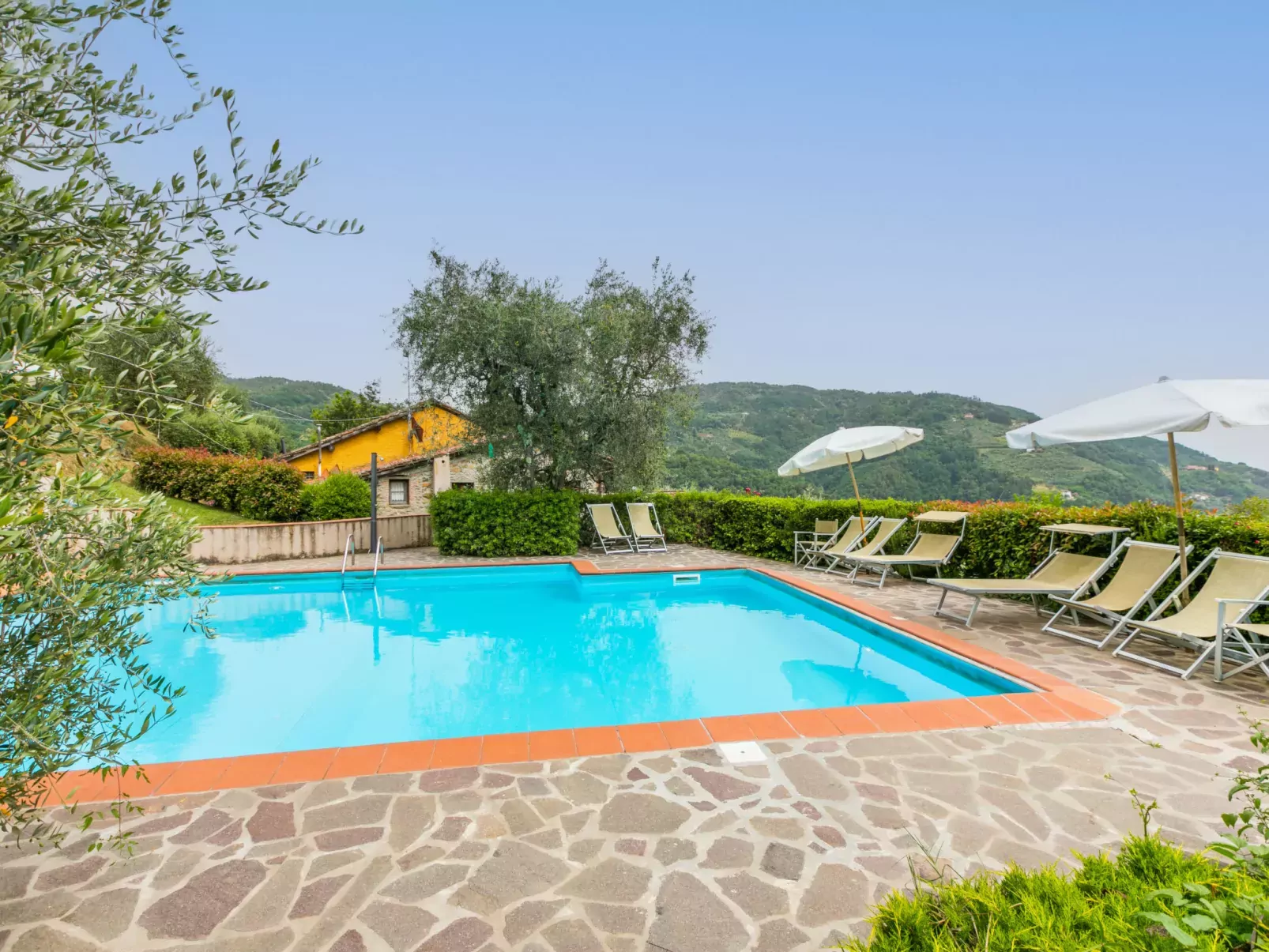 Santa Margherita-Dehors
