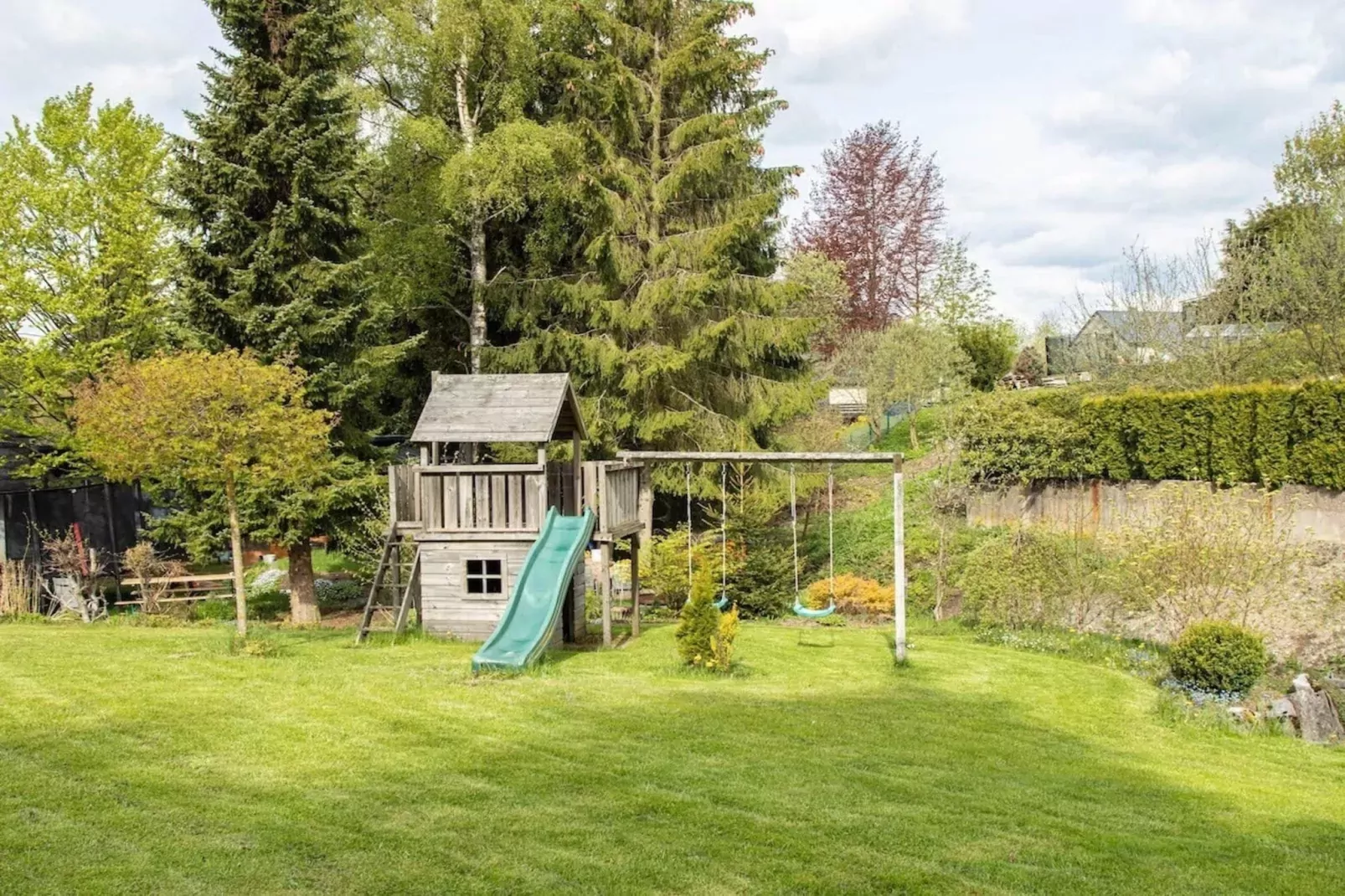 Luxus Blockhaus B-Gärten Sommer