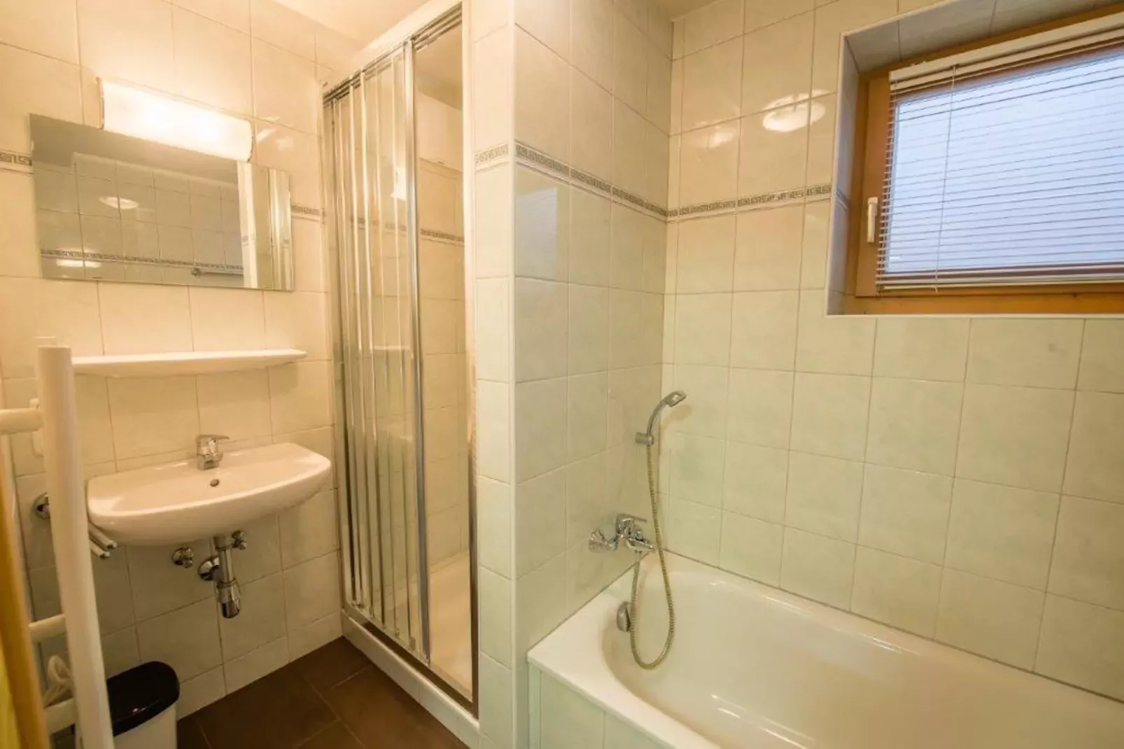 Chalets im Wald-Bathroom
