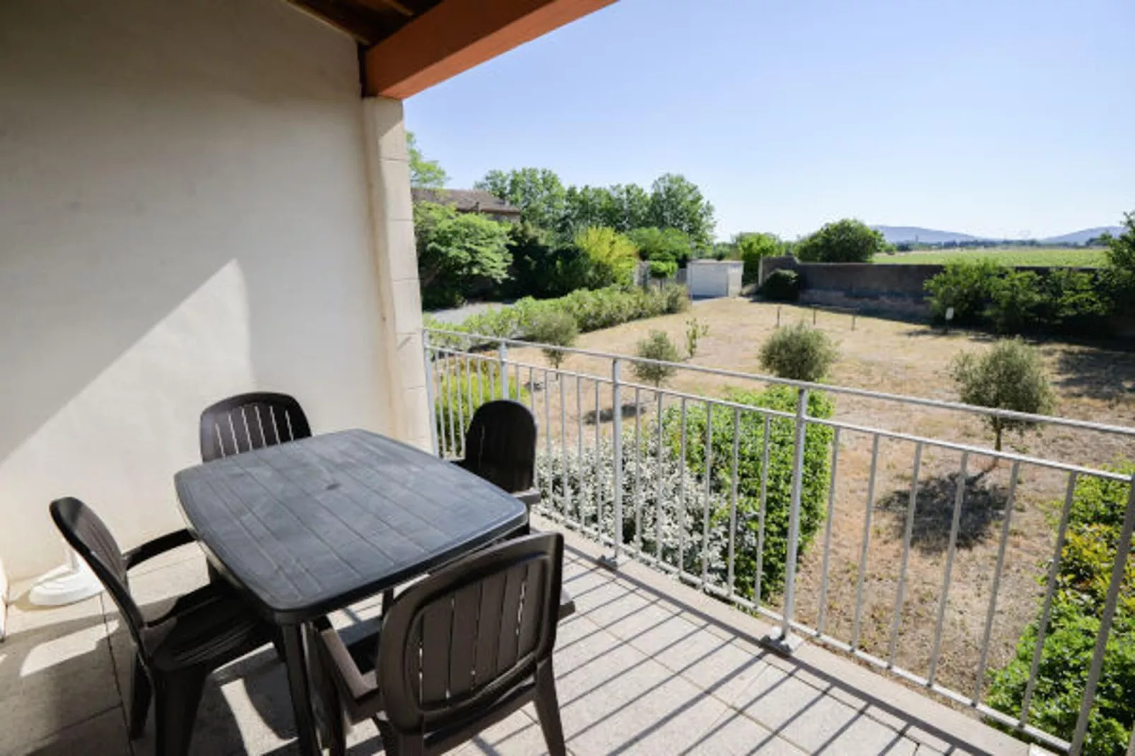 Résidence du Château de Jouarres - Azille // Apt Mezzanine 4 pers-Terrace balcony