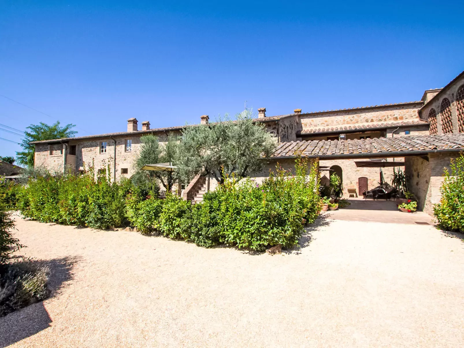 Tenuta-Outside