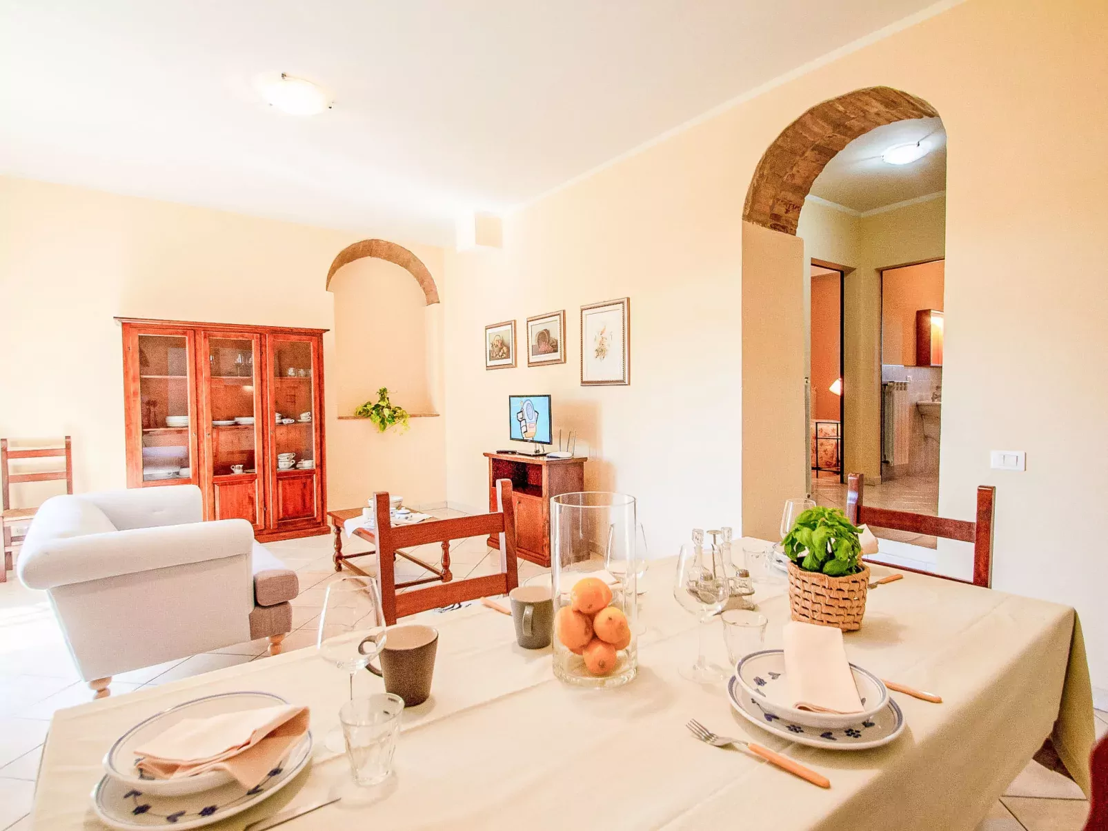 Tenuta-Inside