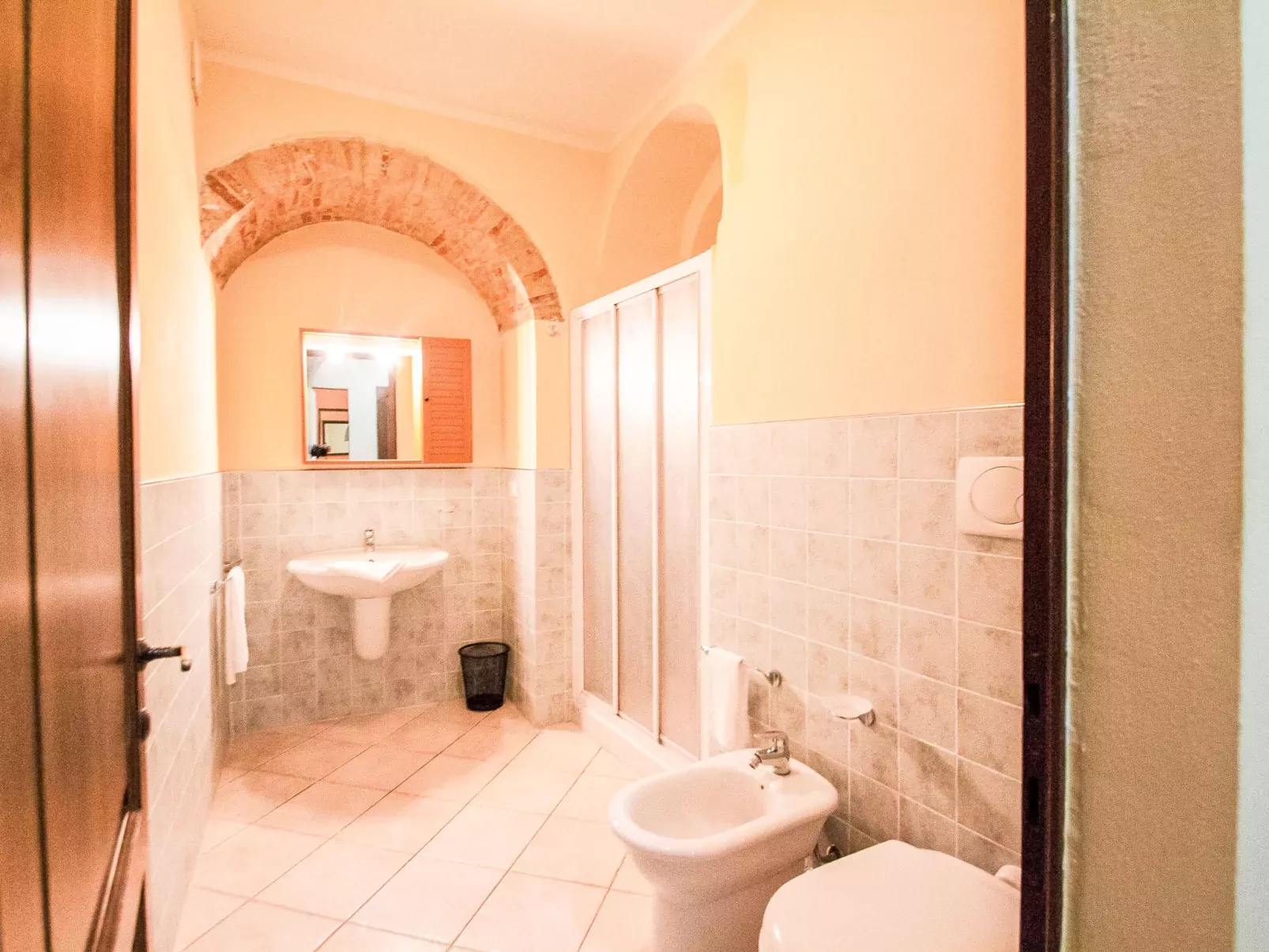 Tenuta-Inside