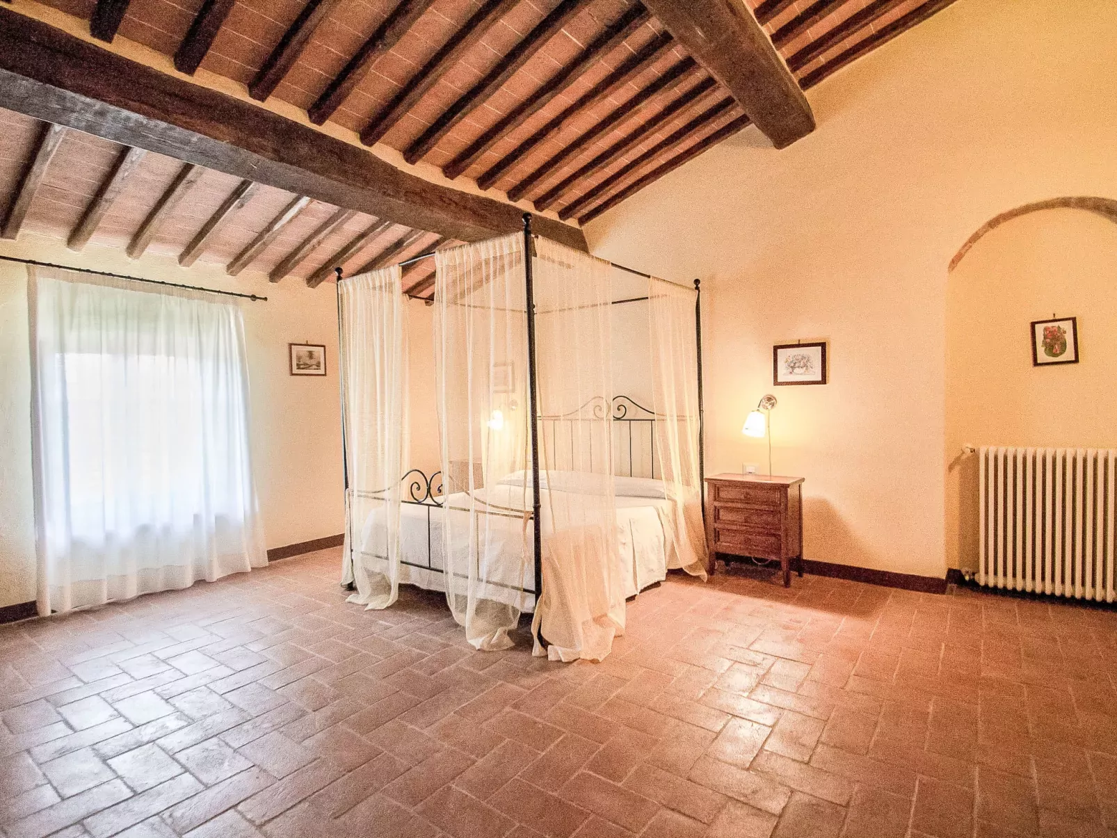 Tenuta-Inside