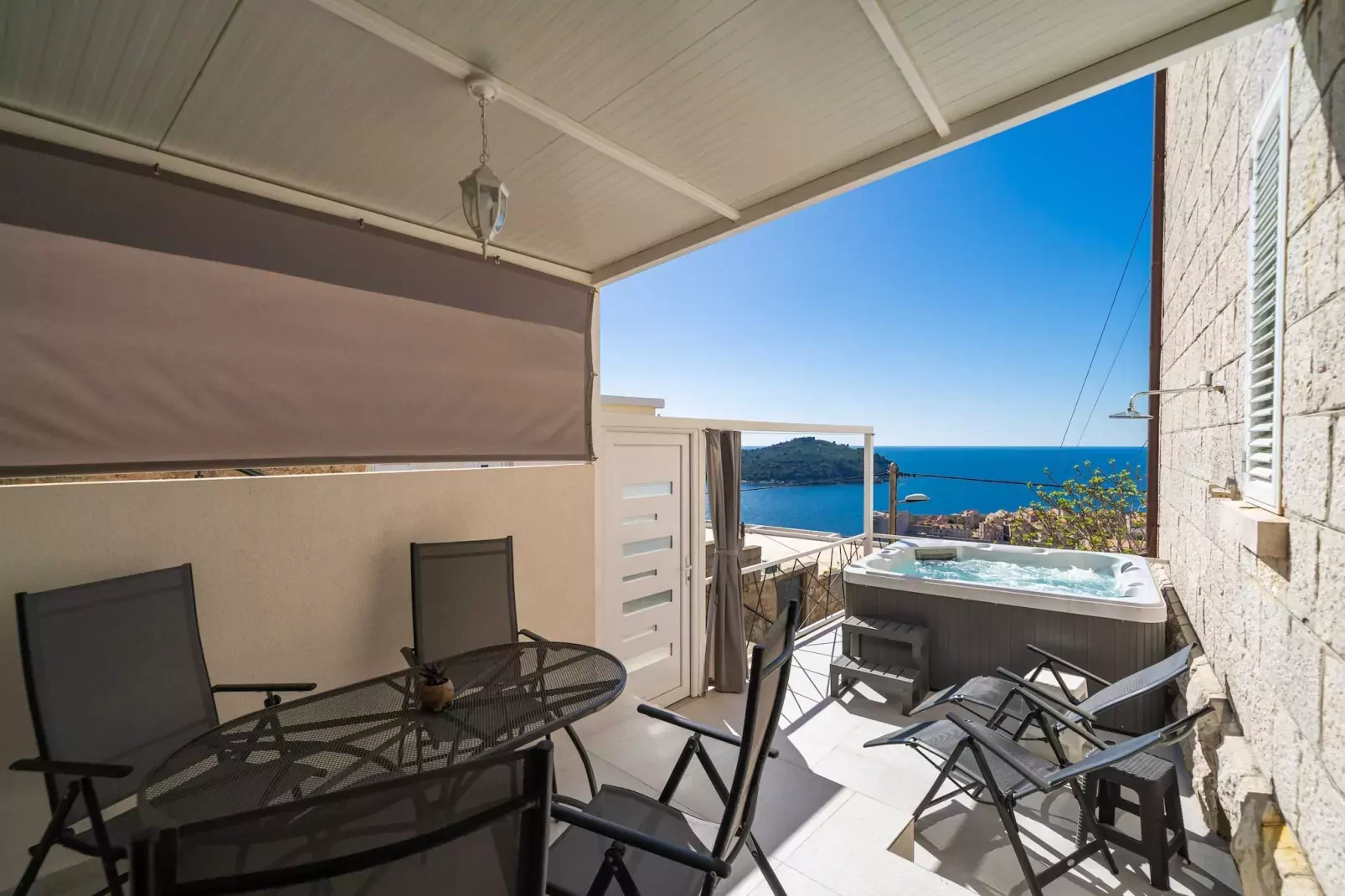 DUxperience Apartment - Two Bedroom Apartment with Terrace and Sea View-Outdoor