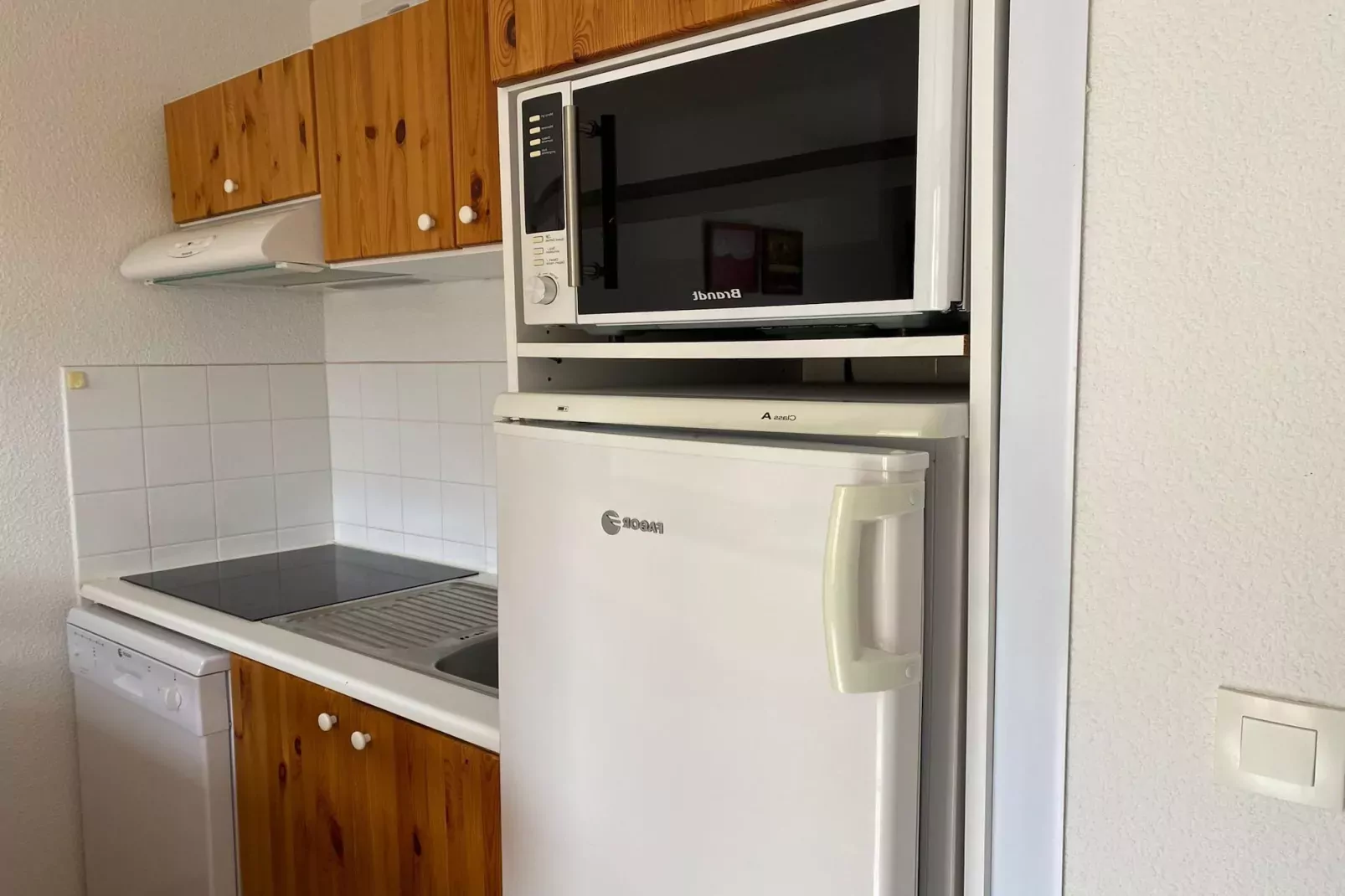 Résidence Les Sources - Montbrun-les-Bains // Studio 2 pers-Kitchen