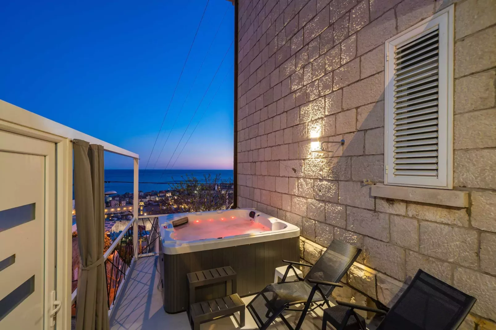 DUxperience Apartment - Two Bedroom Apartment with Terrace and Sea View-Outdoor