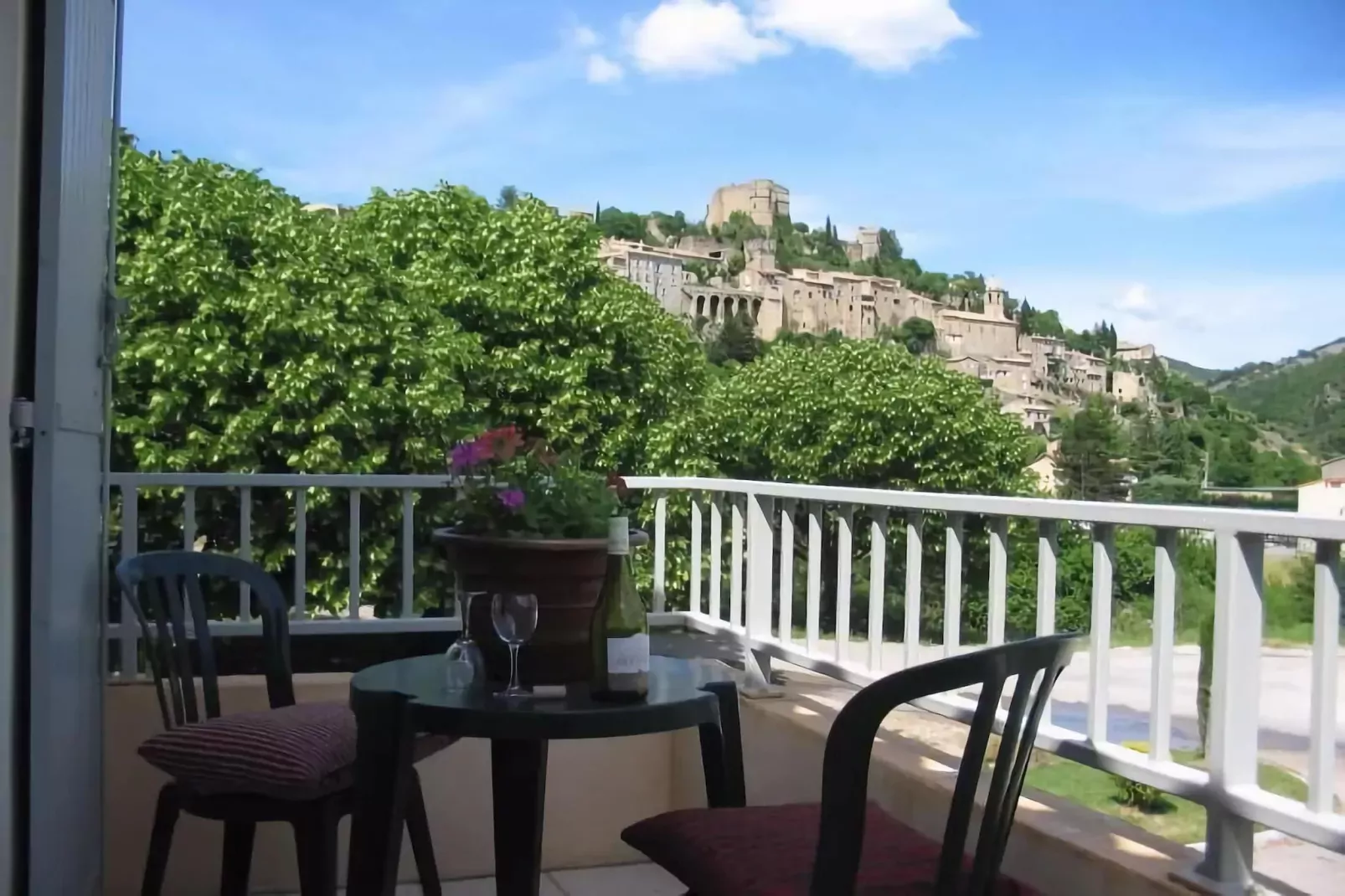 Résidence Les Sources - Montbrun-les-Bains // Studio 2 pers-Terrace balcony