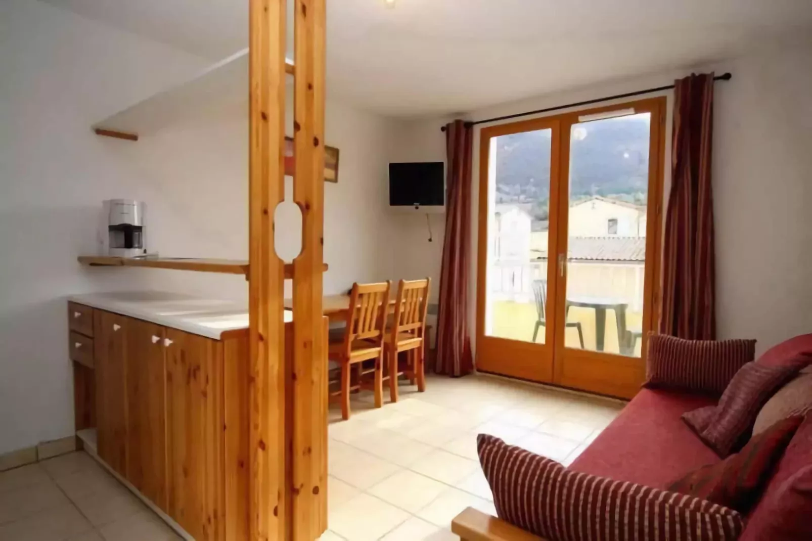 Résidence Les Sources - Montbrun-les-Bains // Studio 2 pers-Living room