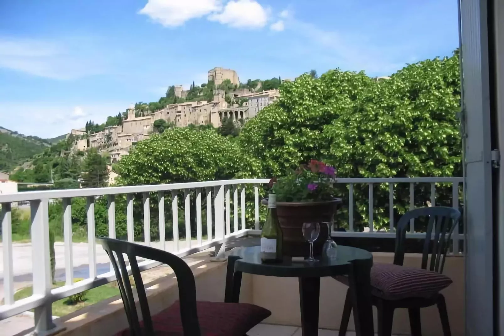 Résidence Les Sources - Montbrun-les-Bains // Studio 2 pers-Terrace balcony