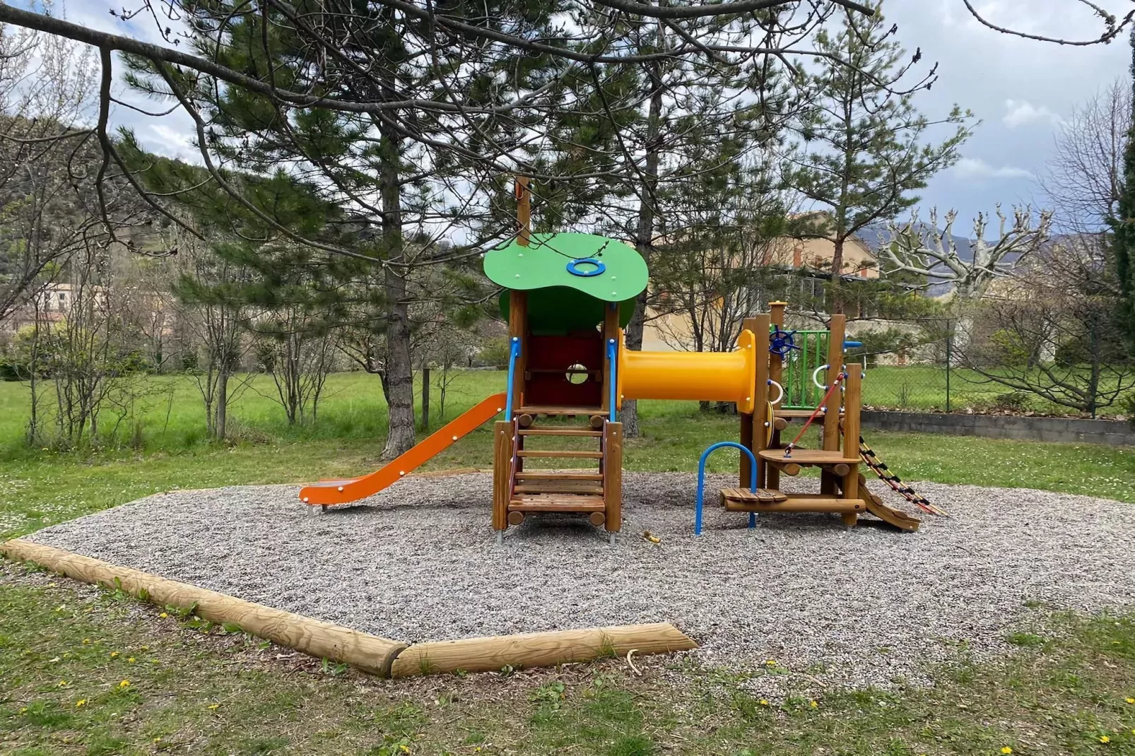 Résidence Les Sources - Montbrun-les-Bains // Studio 2 pers-Park facilities