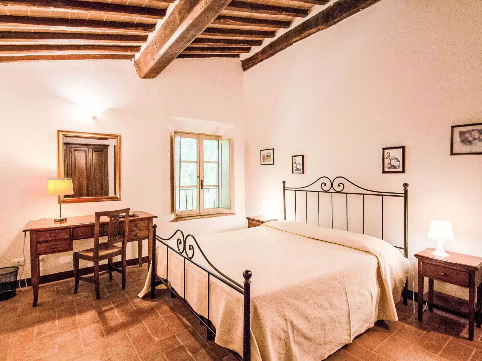 Tenuta-Inside