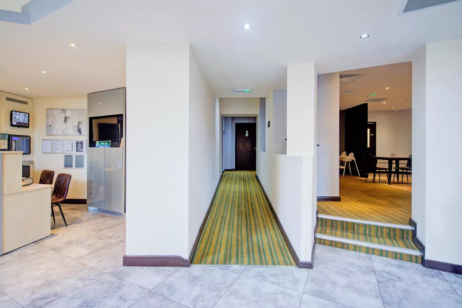 Belvilla Newport City Centre Lifestyle-Reception hall
