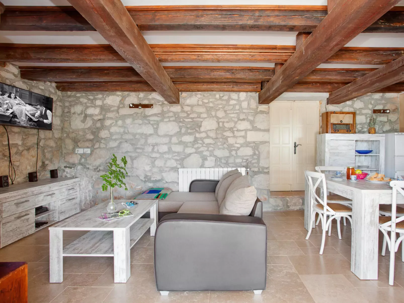 Villa Palachina Antishova-Inside