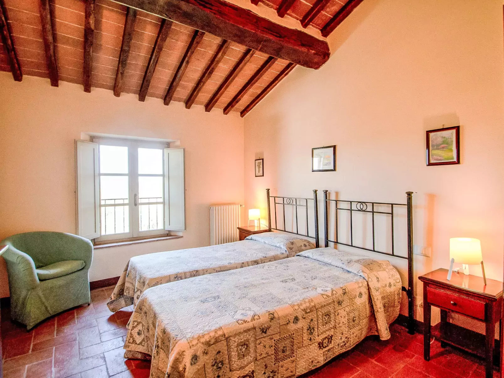 Tenuta-Inside