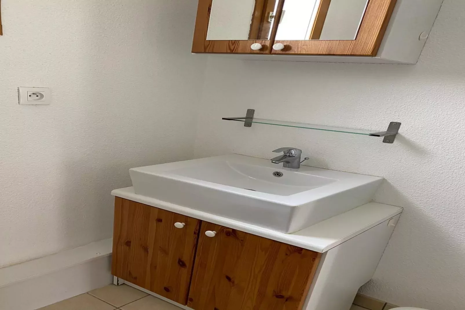 Résidence Les Sources - Montbrun-les-Bains // Apt T2 - 4 pers 2P4-Bathroom