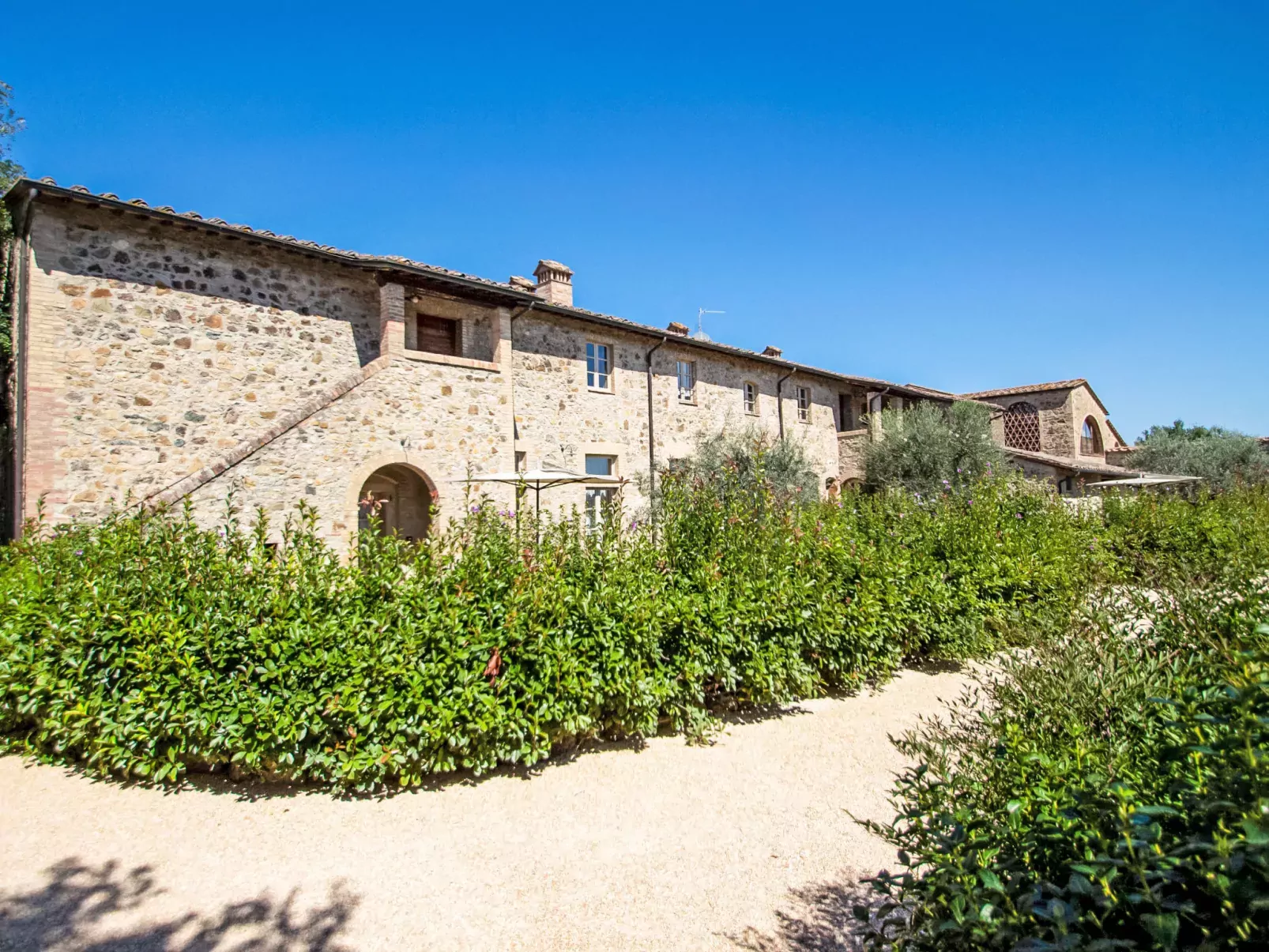Tenuta-Outside