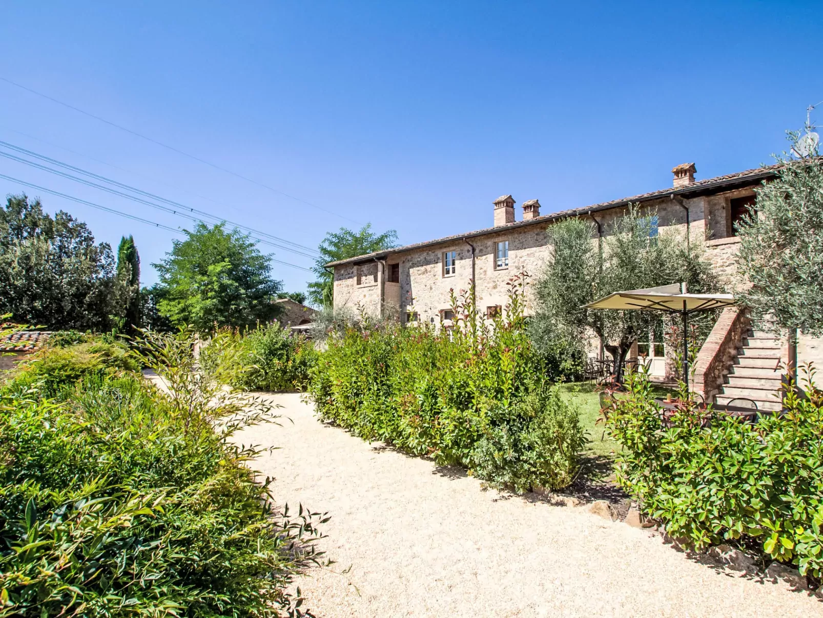Tenuta-Outside