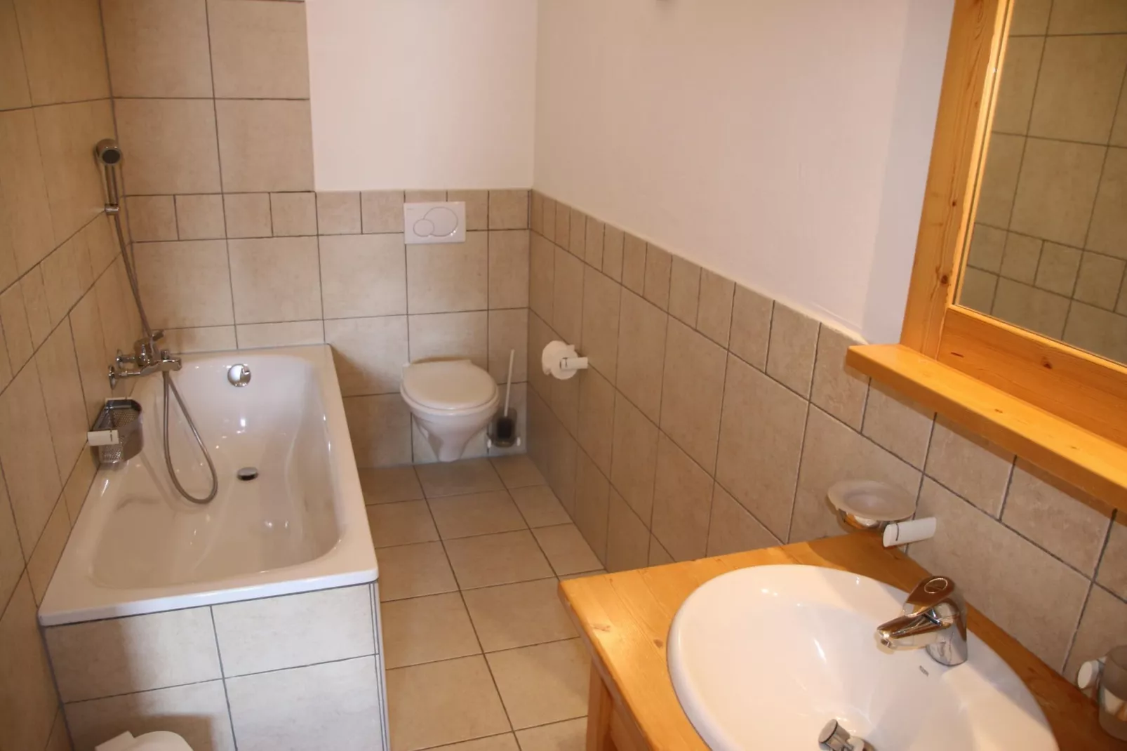 Plein Ciel VA 031 - MOUNTAIN apartment 8 pers-Bathroom