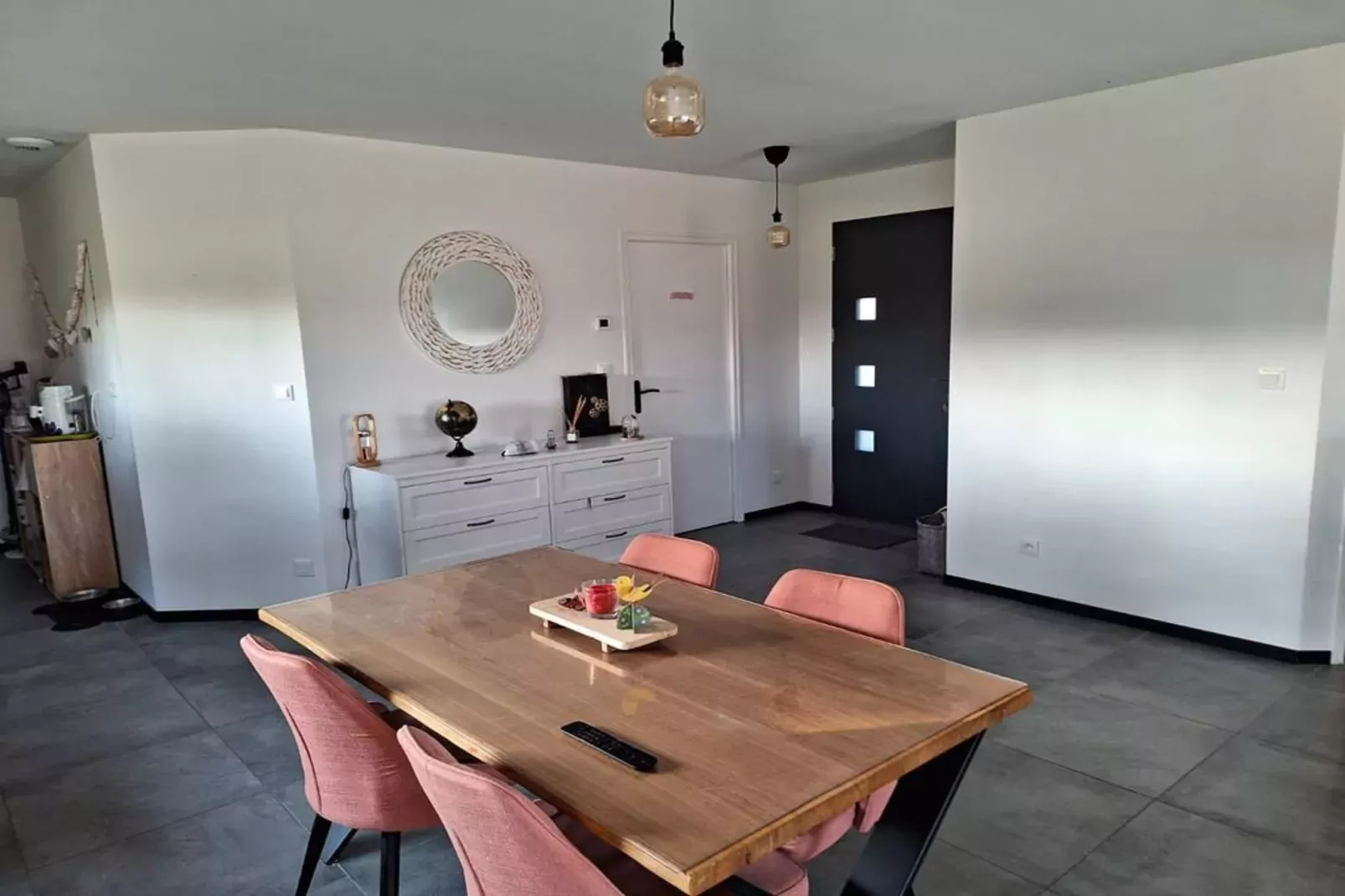 Maison près de la Plage Normande-Esszimmer