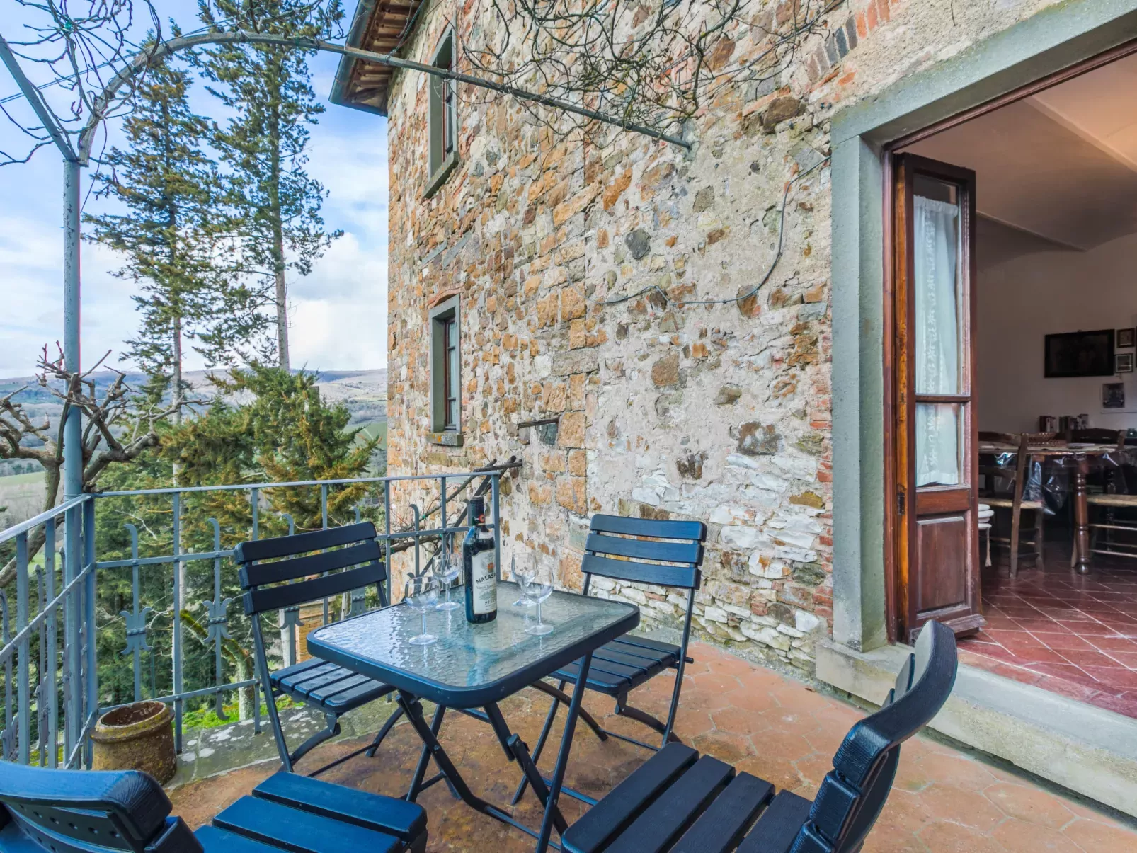 La Terrazza-Outside