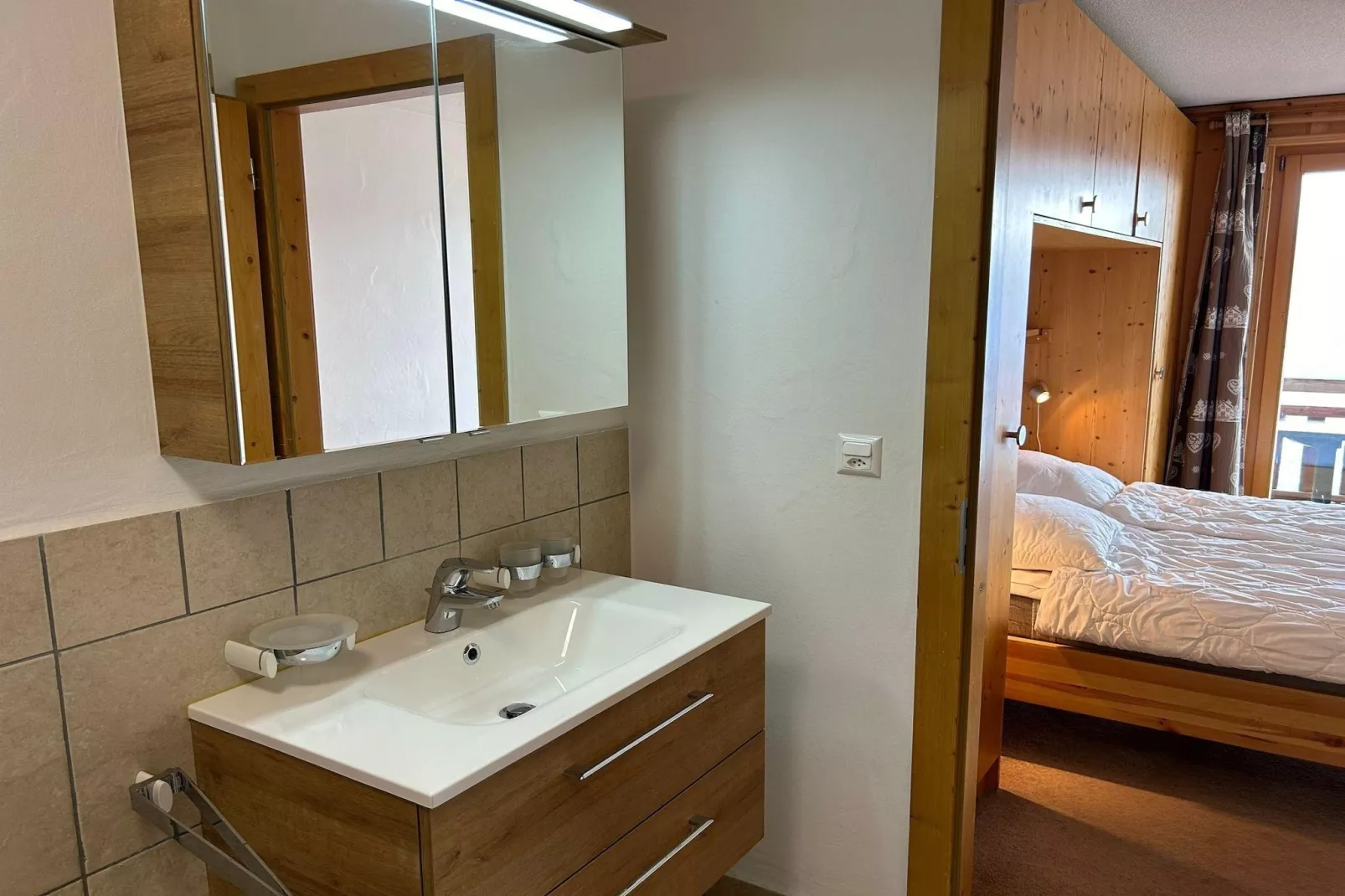 Plein Ciel VA 041 - MOUNTAIN apartment 5 pers-Bathroom