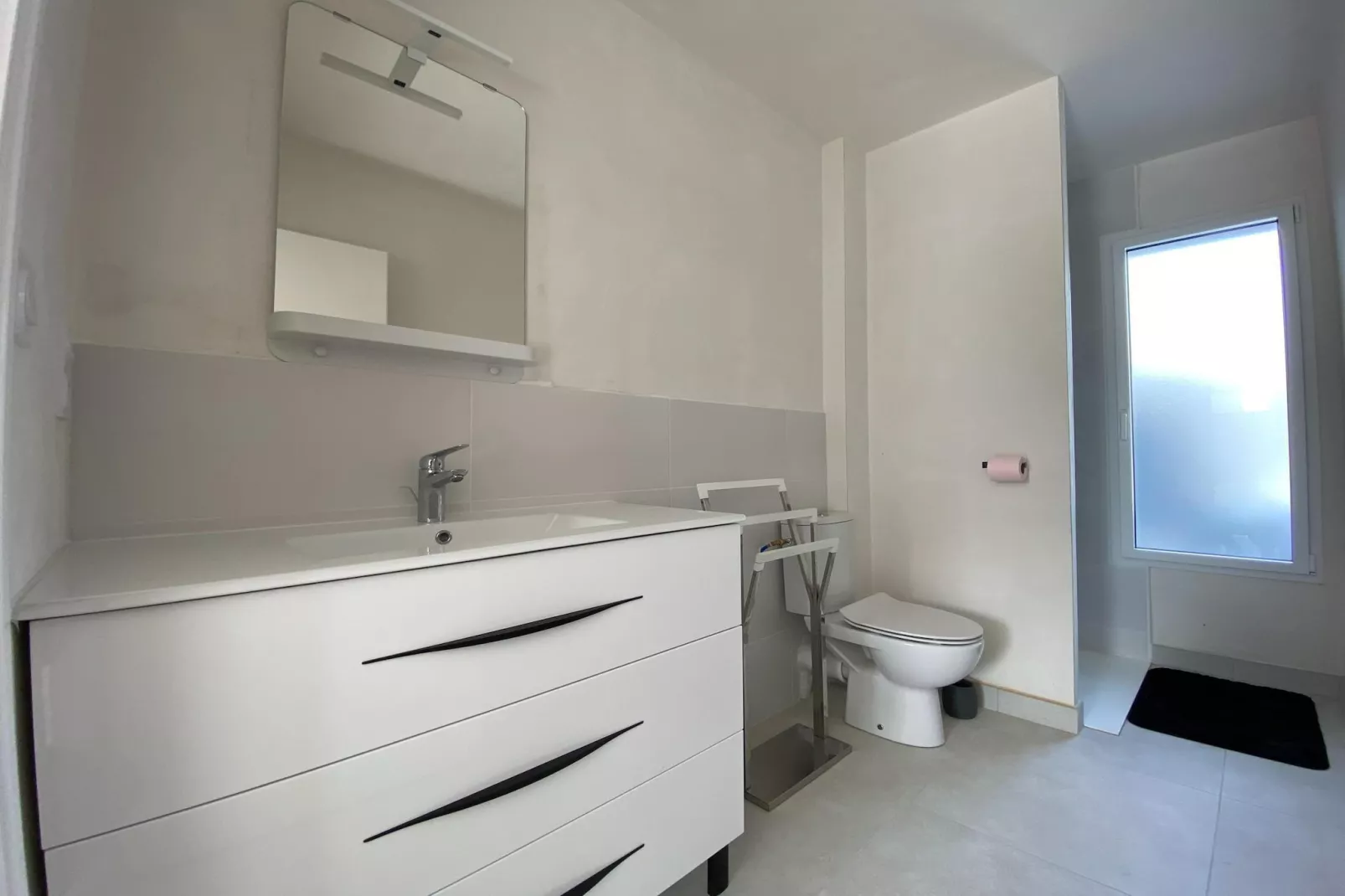 Charmant appartement indépendant-Bathroom
