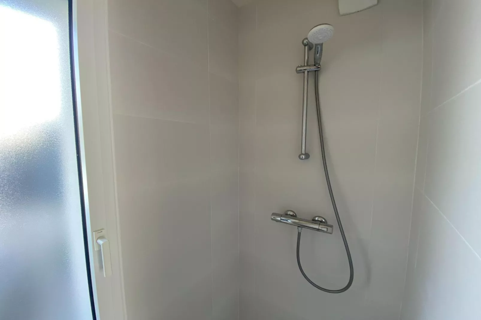 Charmant appartement indépendant-Bathroom