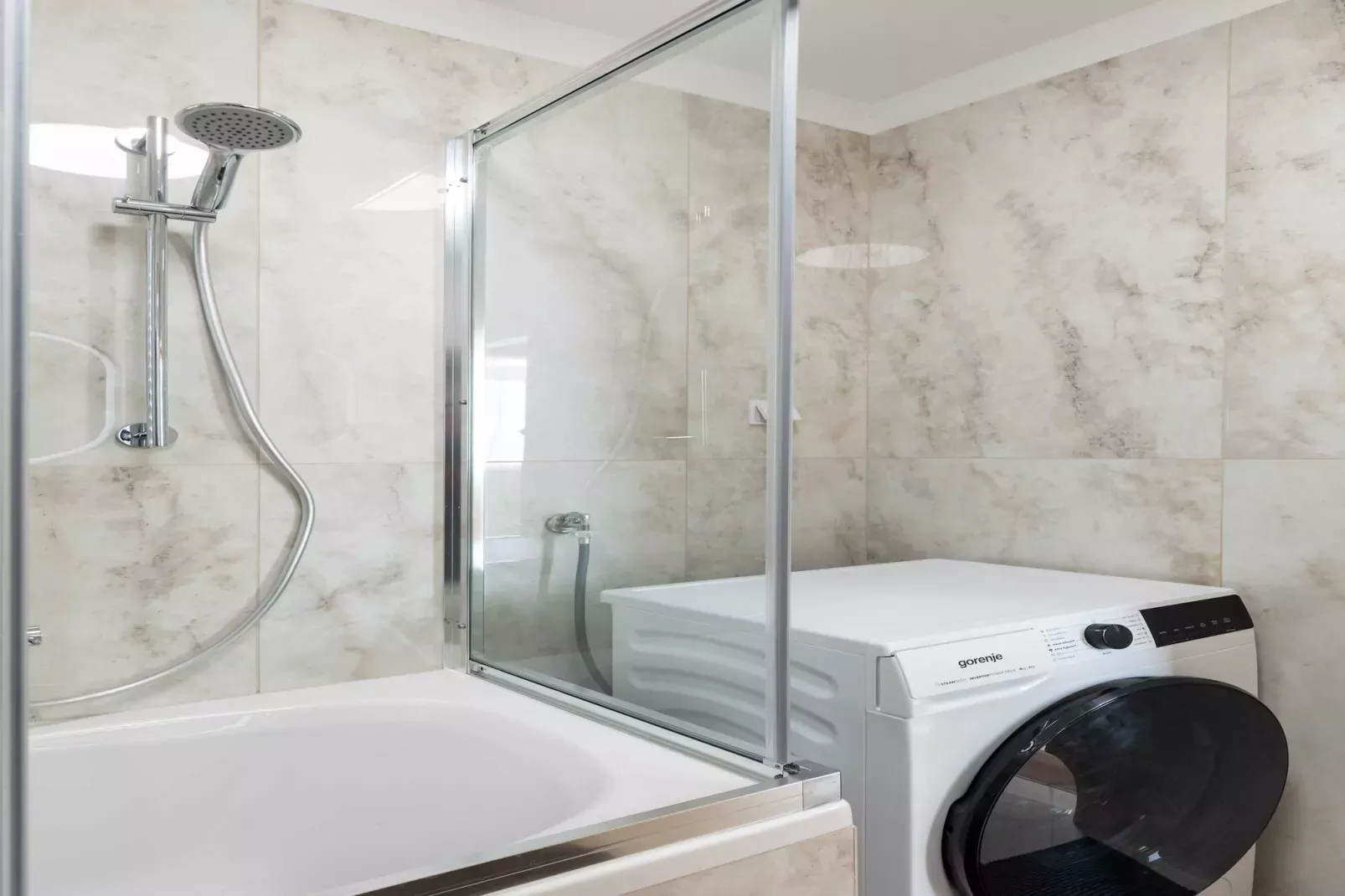 Guest House Vulic - Studio Apartment with Terrace-Bathroom