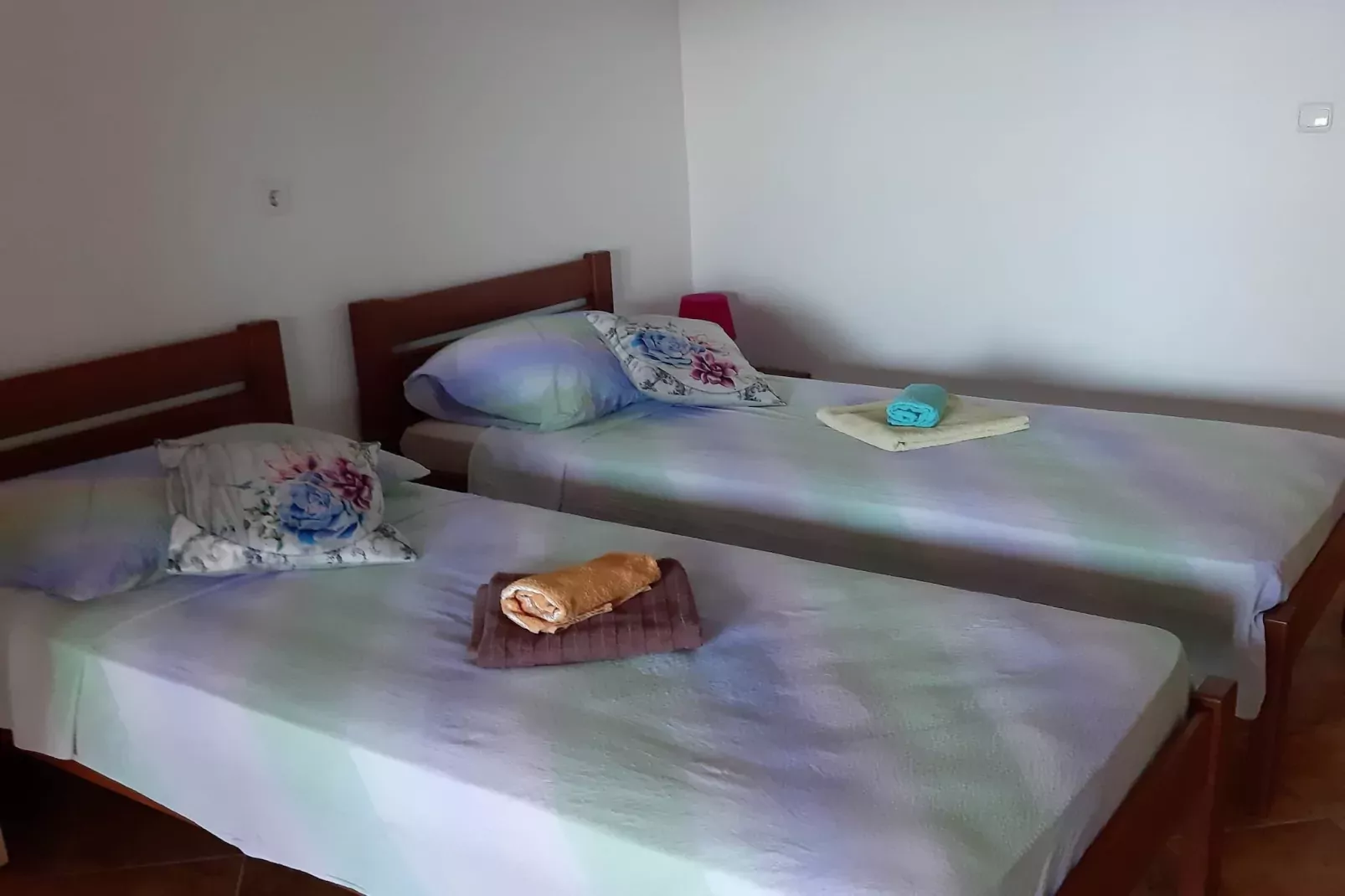 Apartments Franka Saplunara-Twin Room with Terrace and Sea view  No1-Bedroom