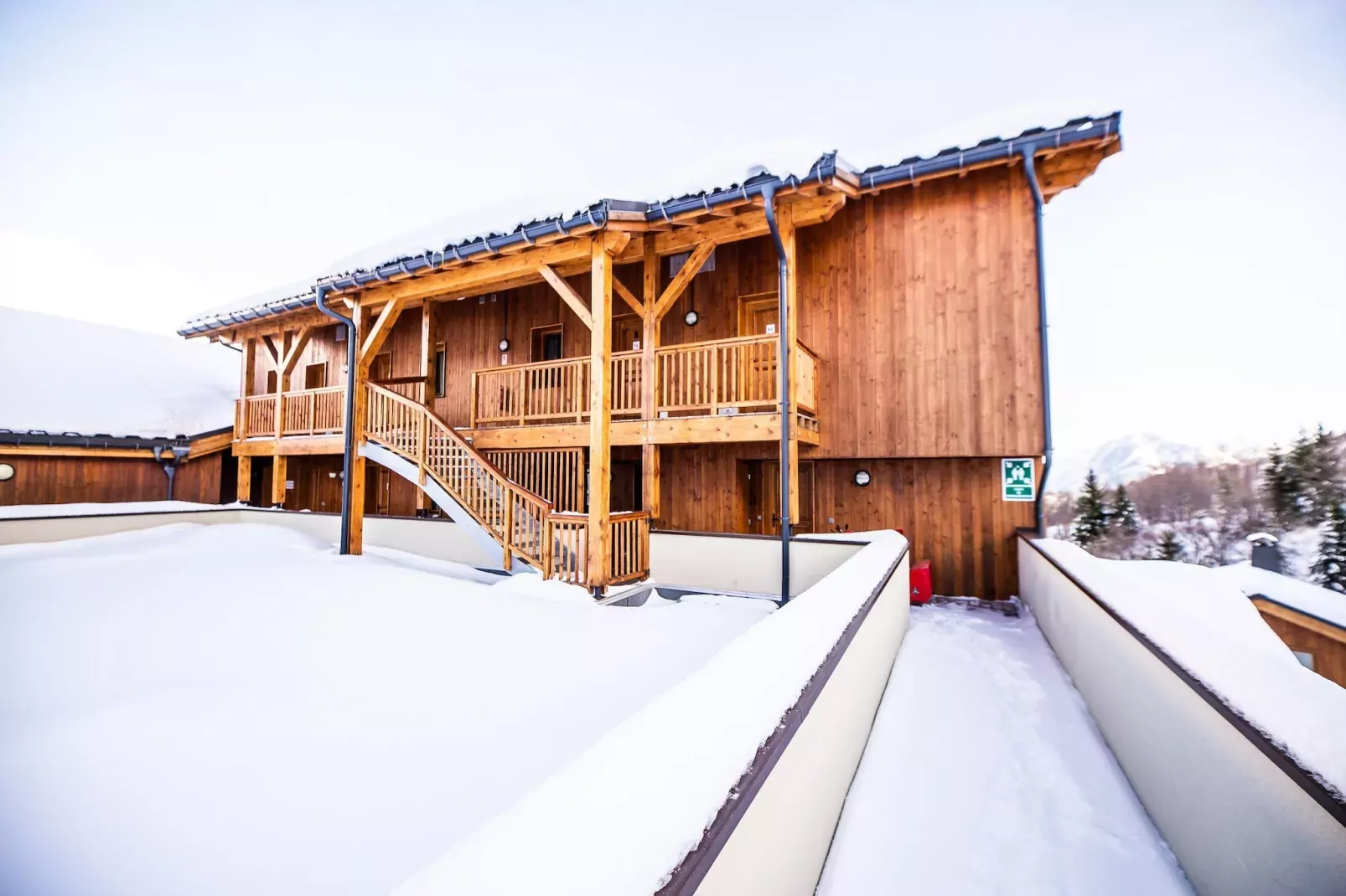 Parc Madeleine 1-Exterior winter