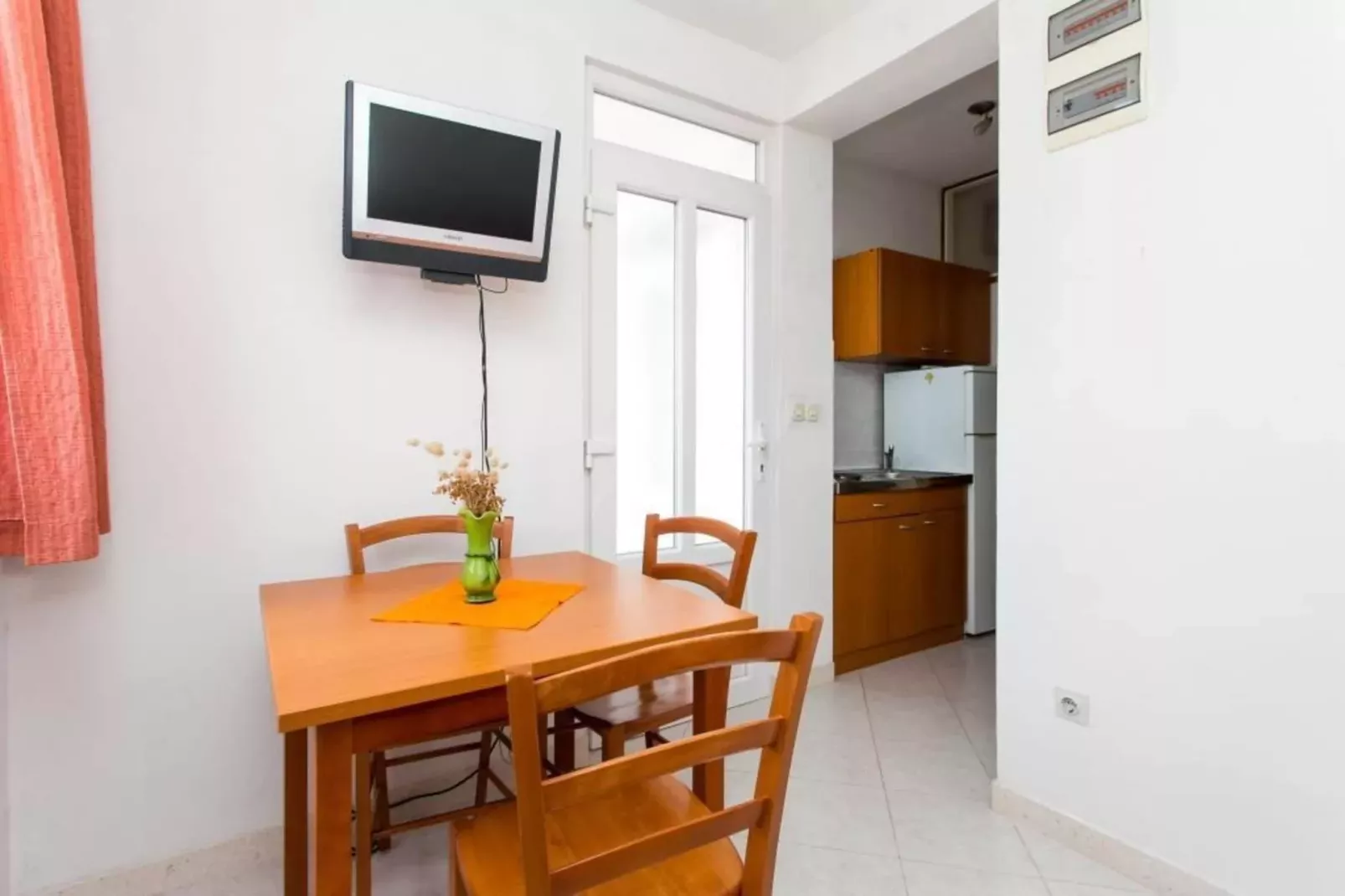 Guest House Old Town View- One Bedroom Apartment (2 Adults)-Dining room